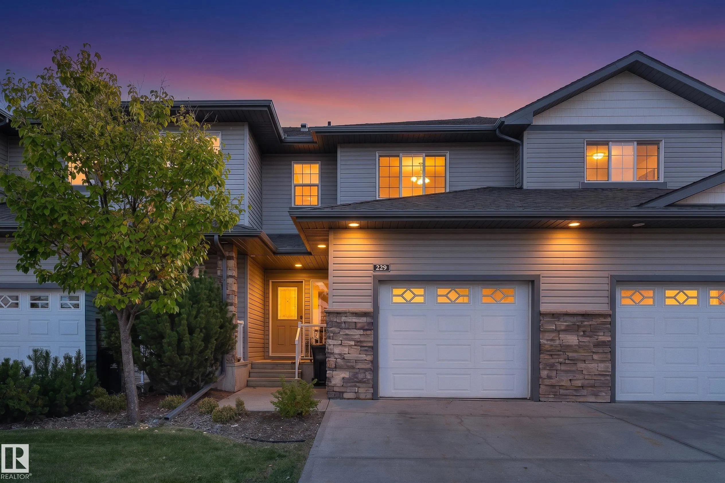 41 SUMMERWOOD Boulevard