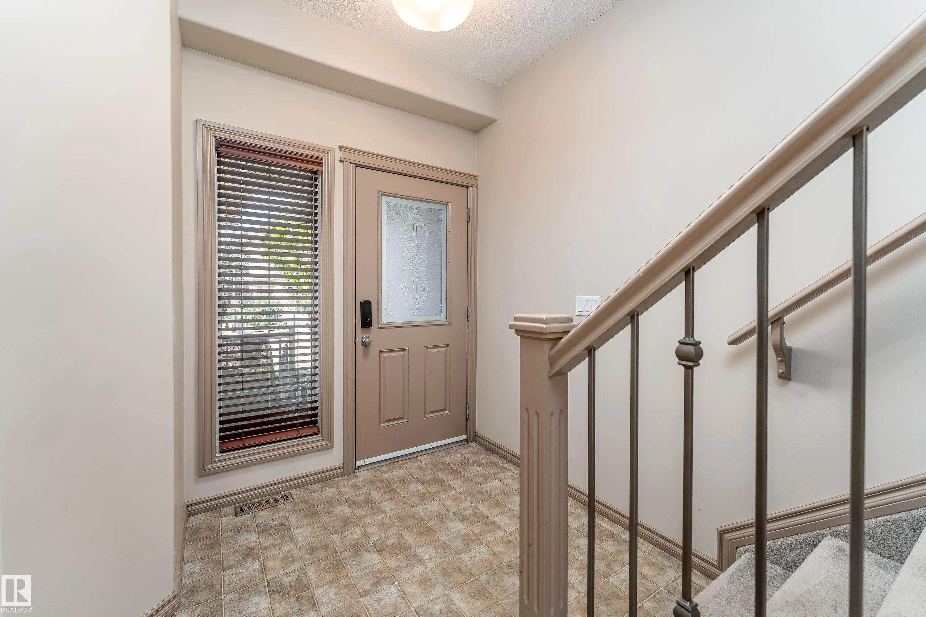 41 SUMMERWOOD Boulevard