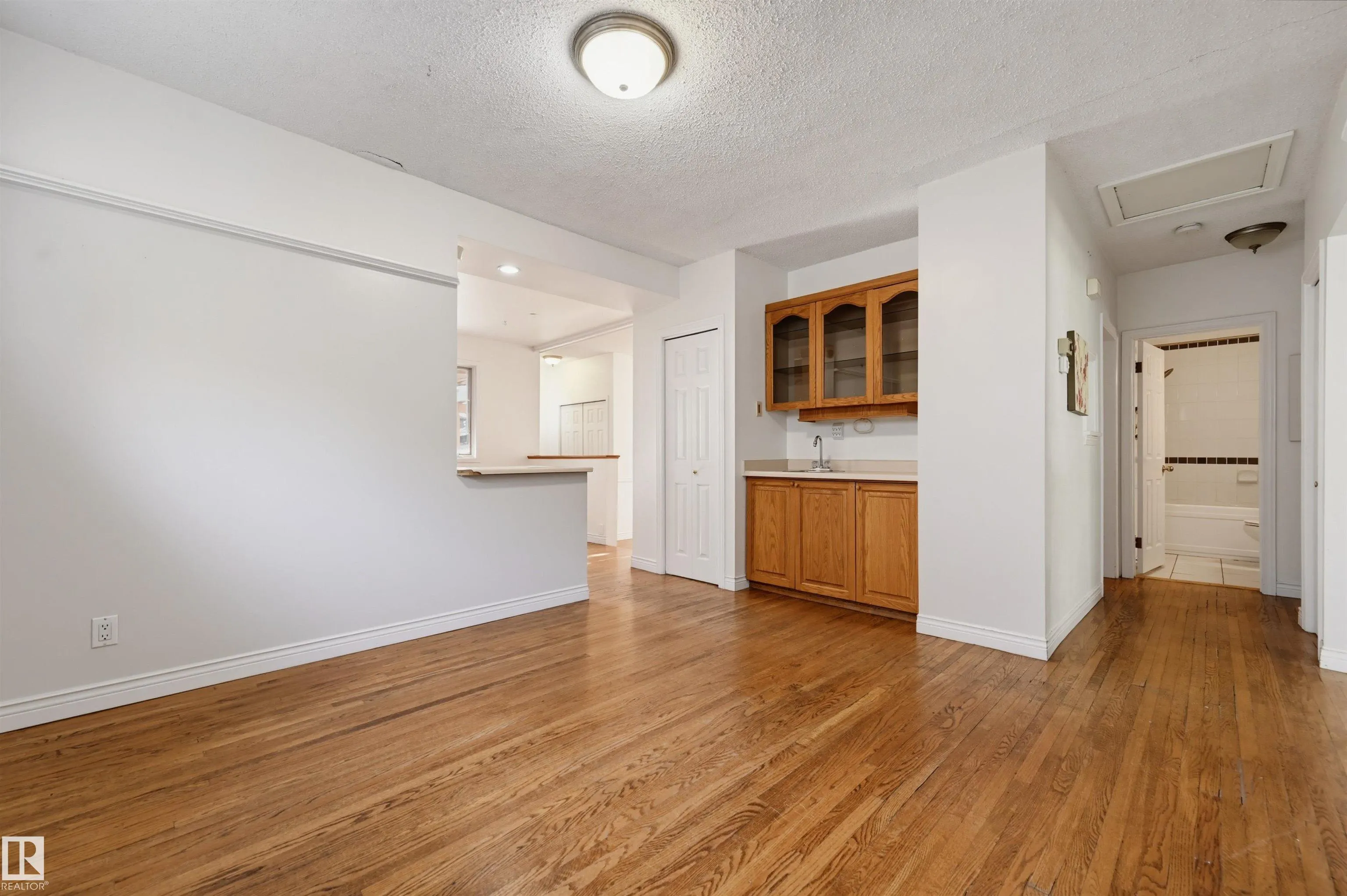 14019 106 Avenue
