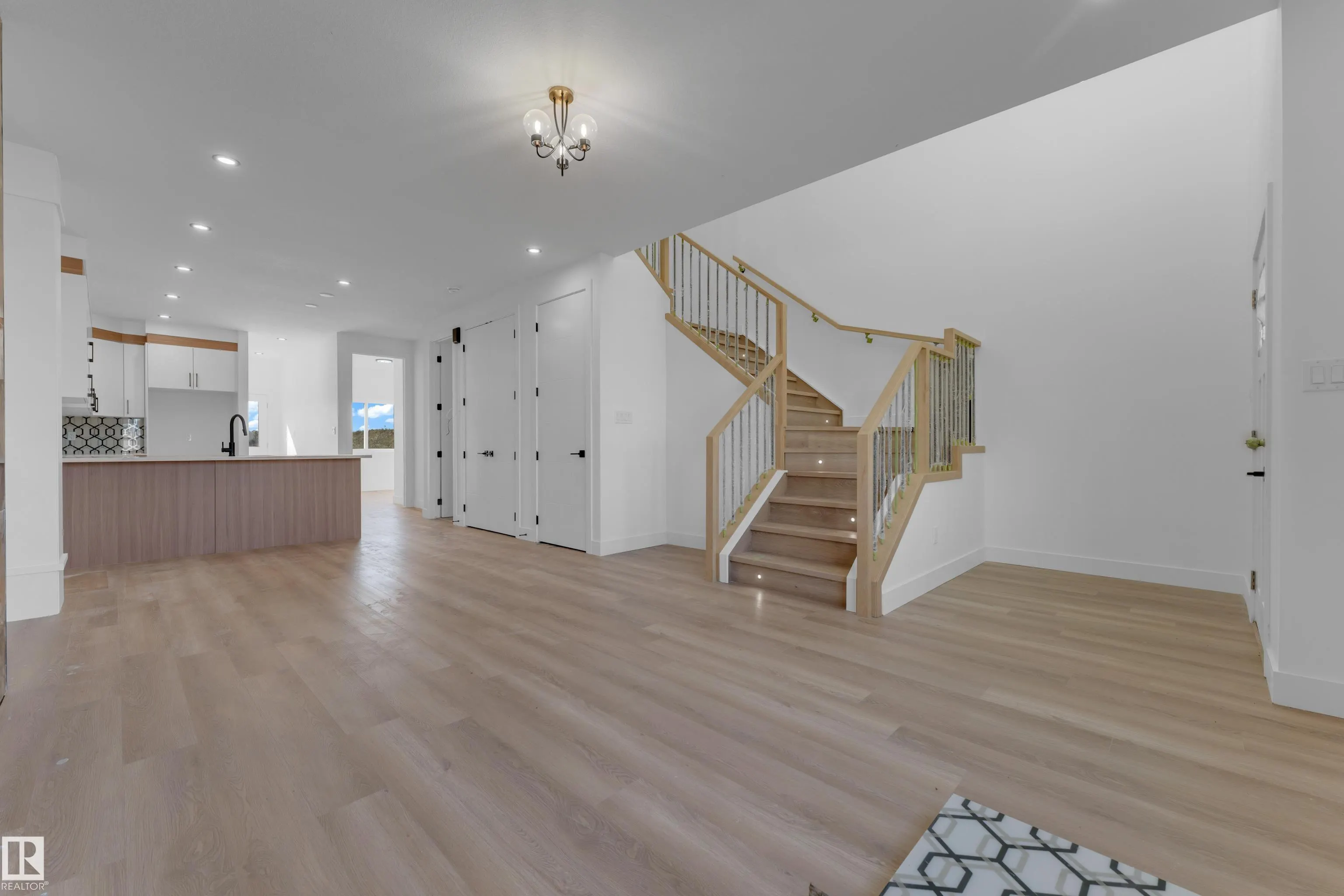 512 Robinson Boulevard