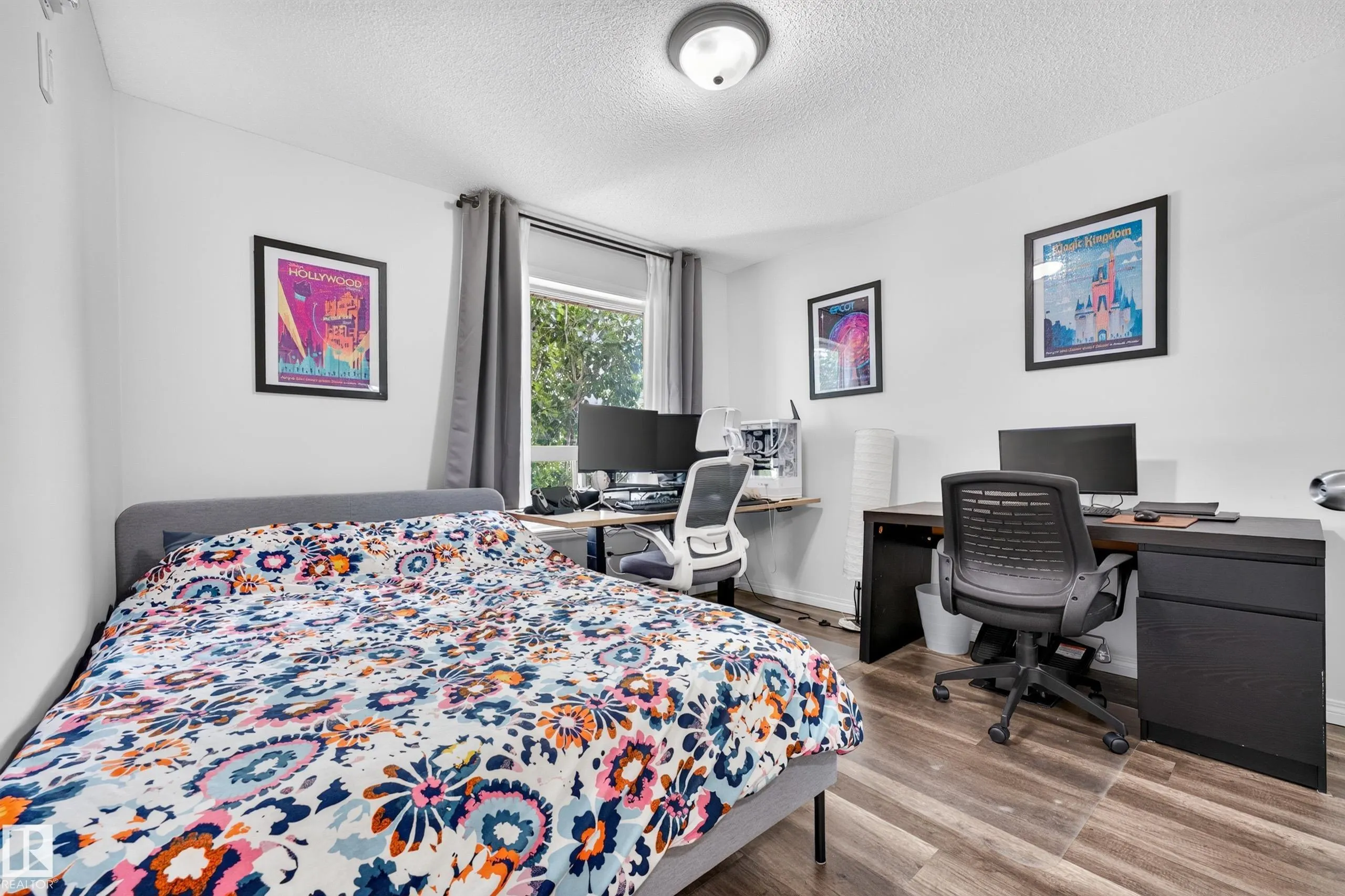 320 CLAREVIEW STATION Drive