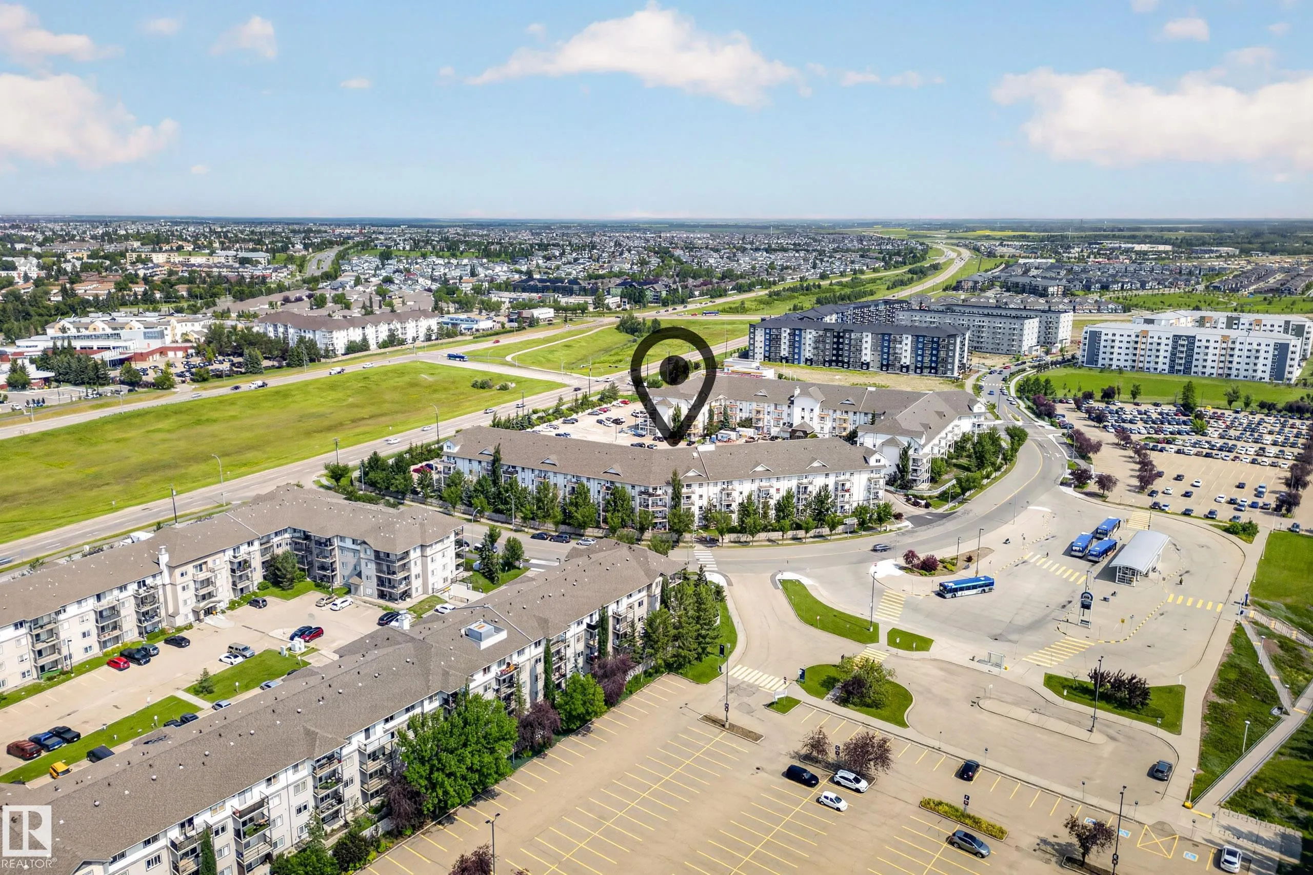 320 CLAREVIEW STATION Drive