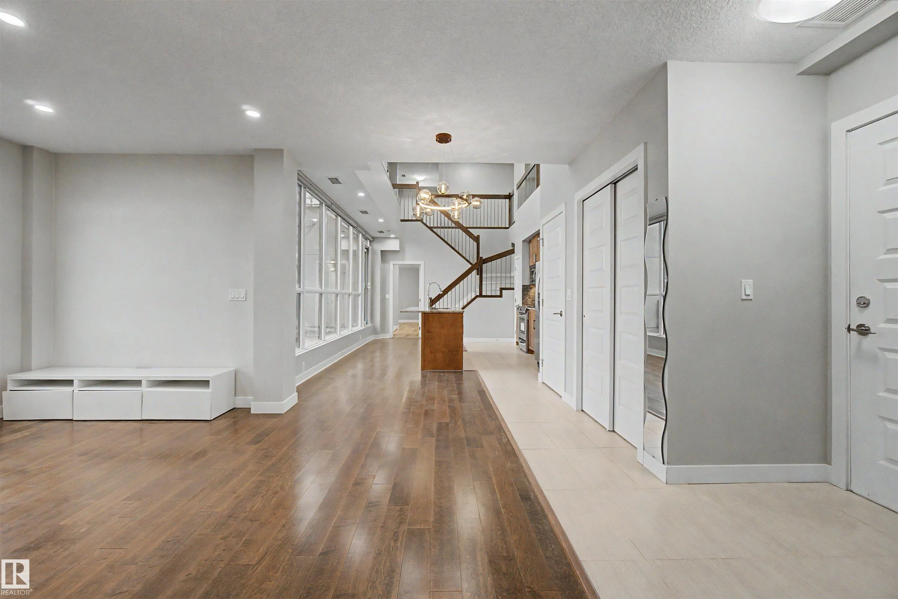 5151 WINDERMERE Boulevard