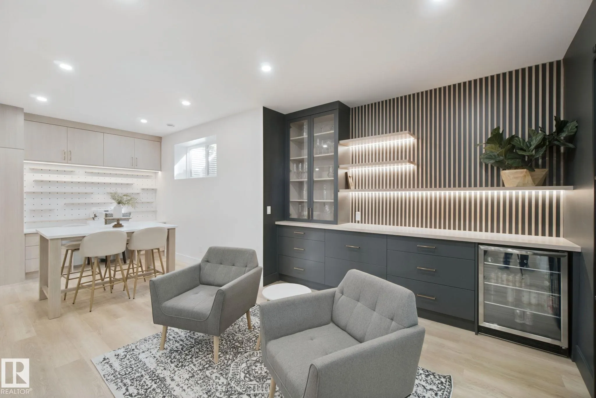 30 52467 Range Road 214