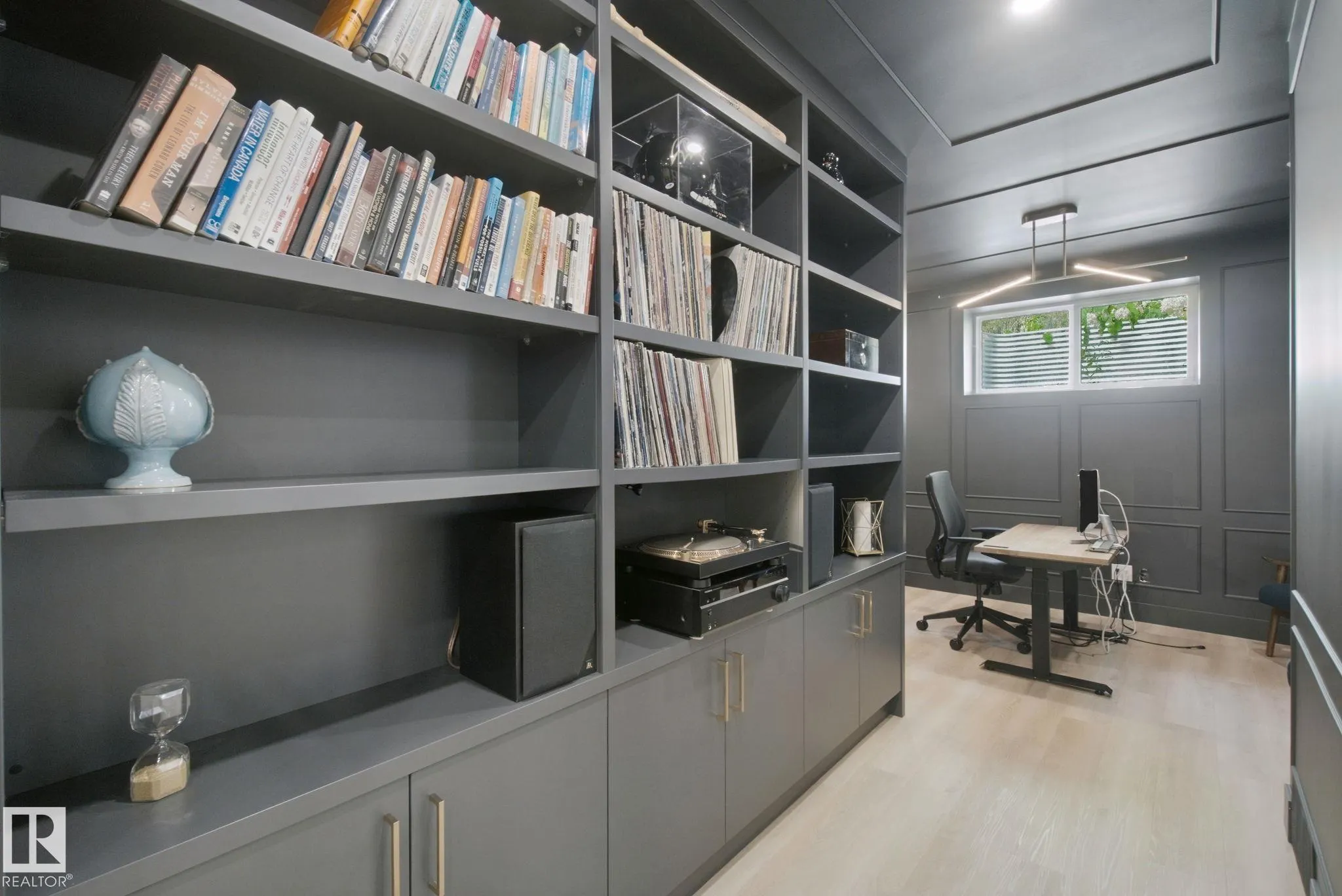 30 52467 Range Road 214