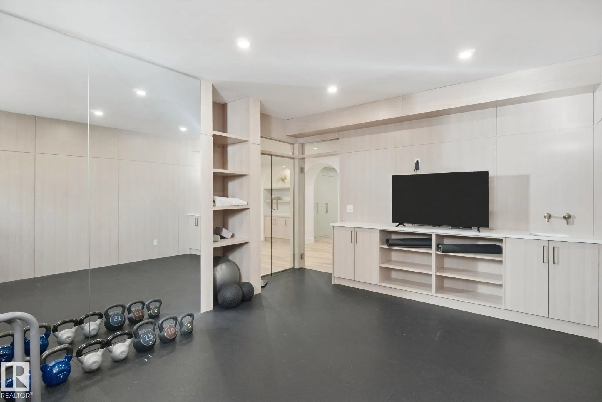 30 52467 Range Road 214