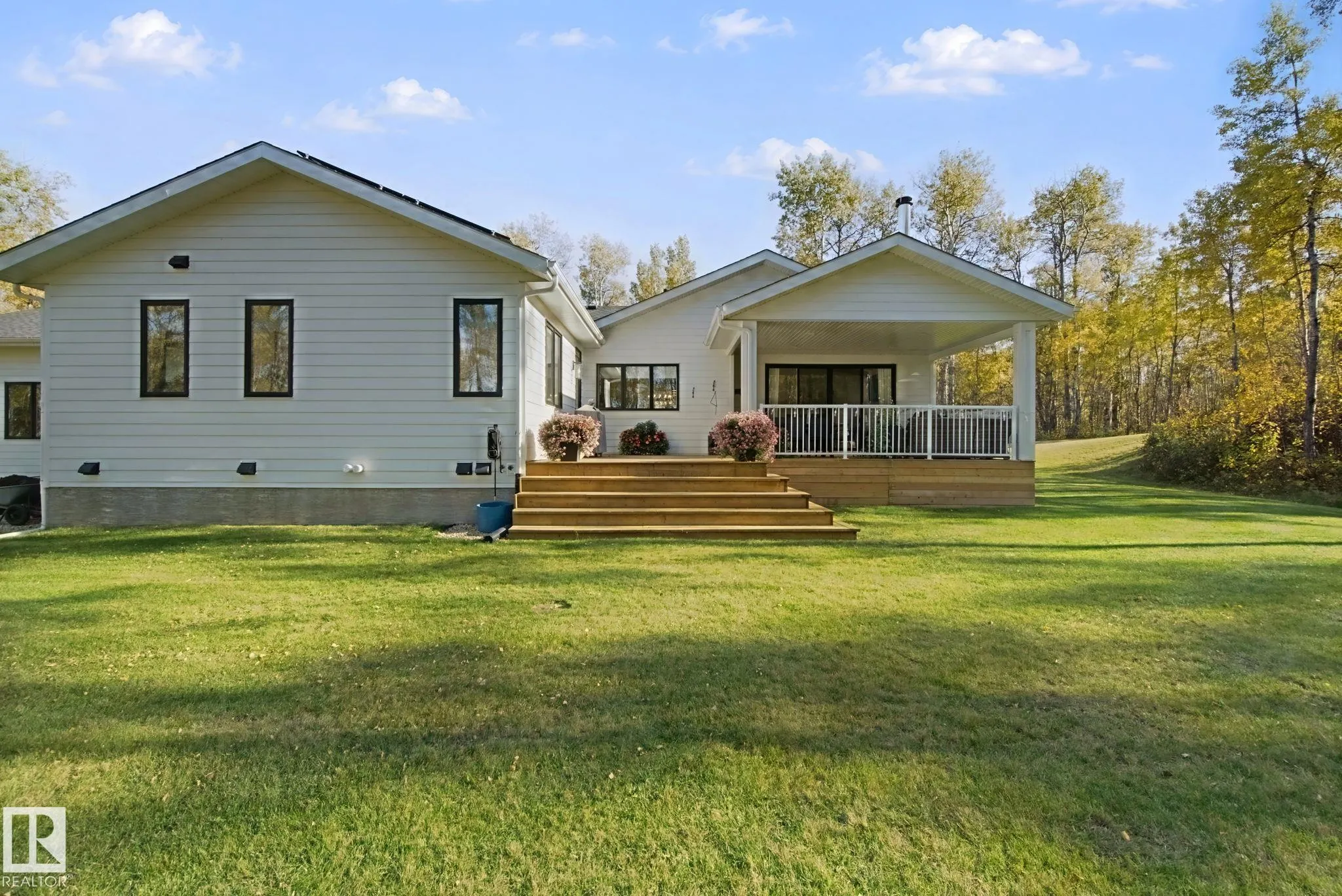30 52467 Range Road 214