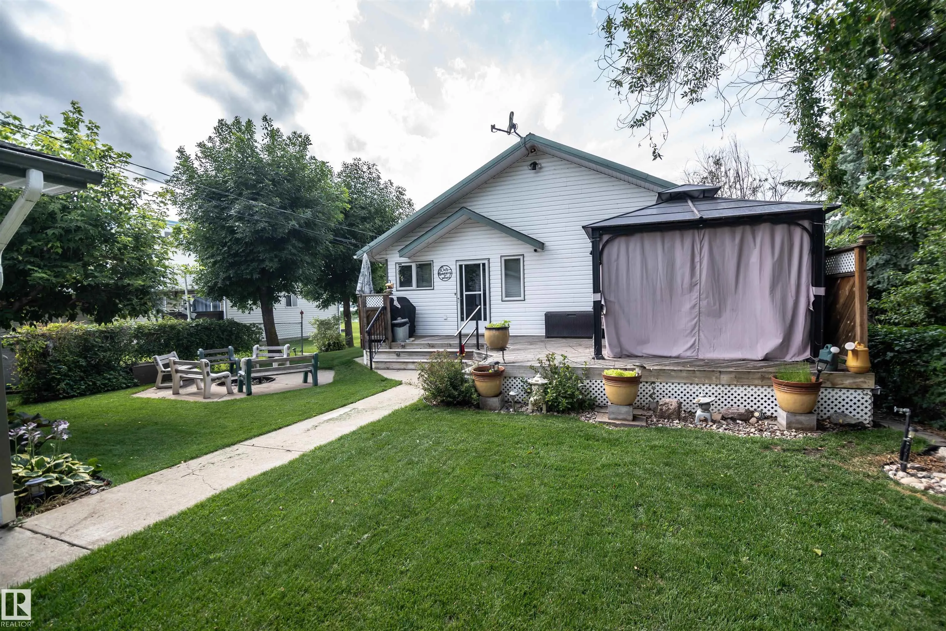 4740 SUNSET Drive