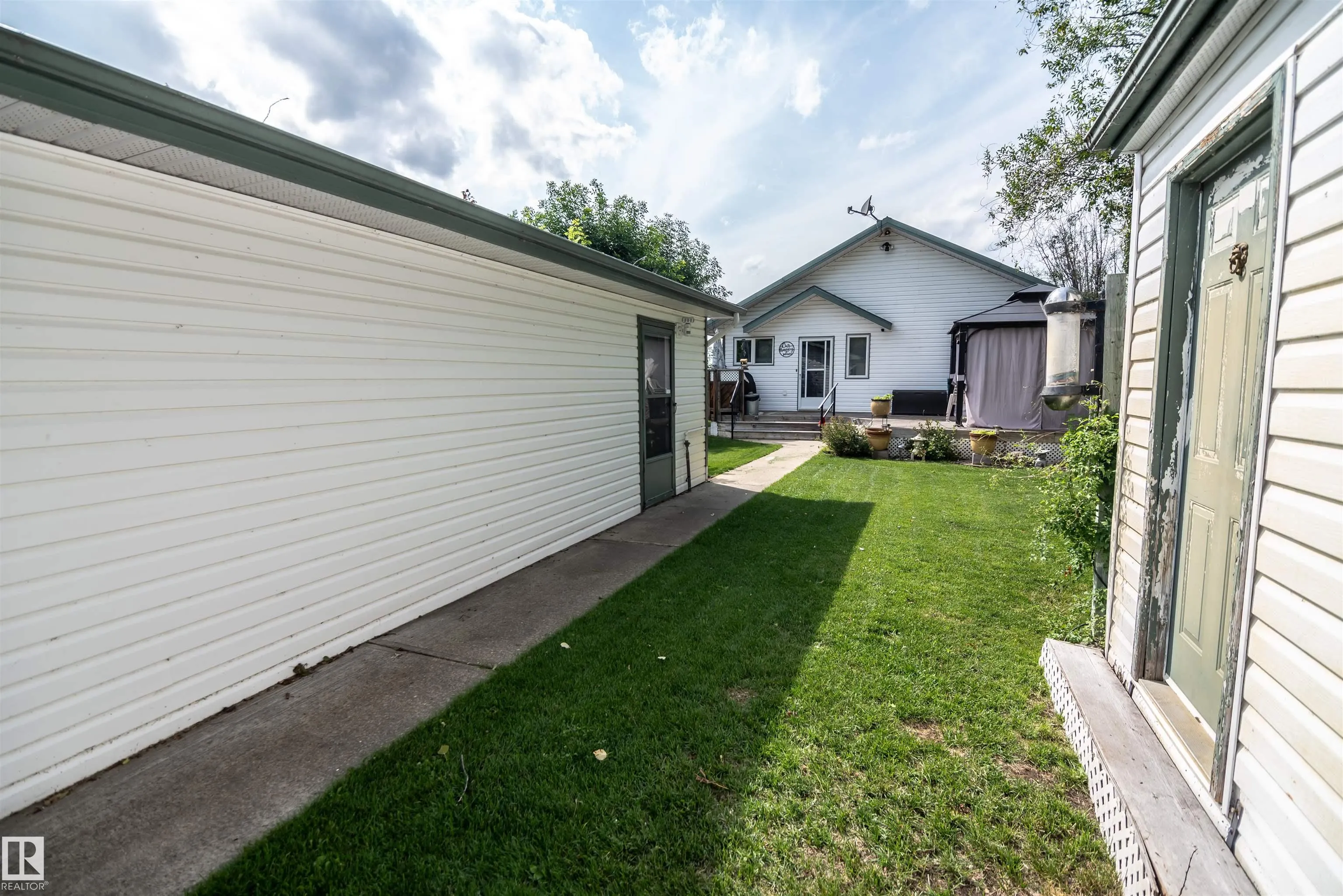 4740 SUNSET Drive