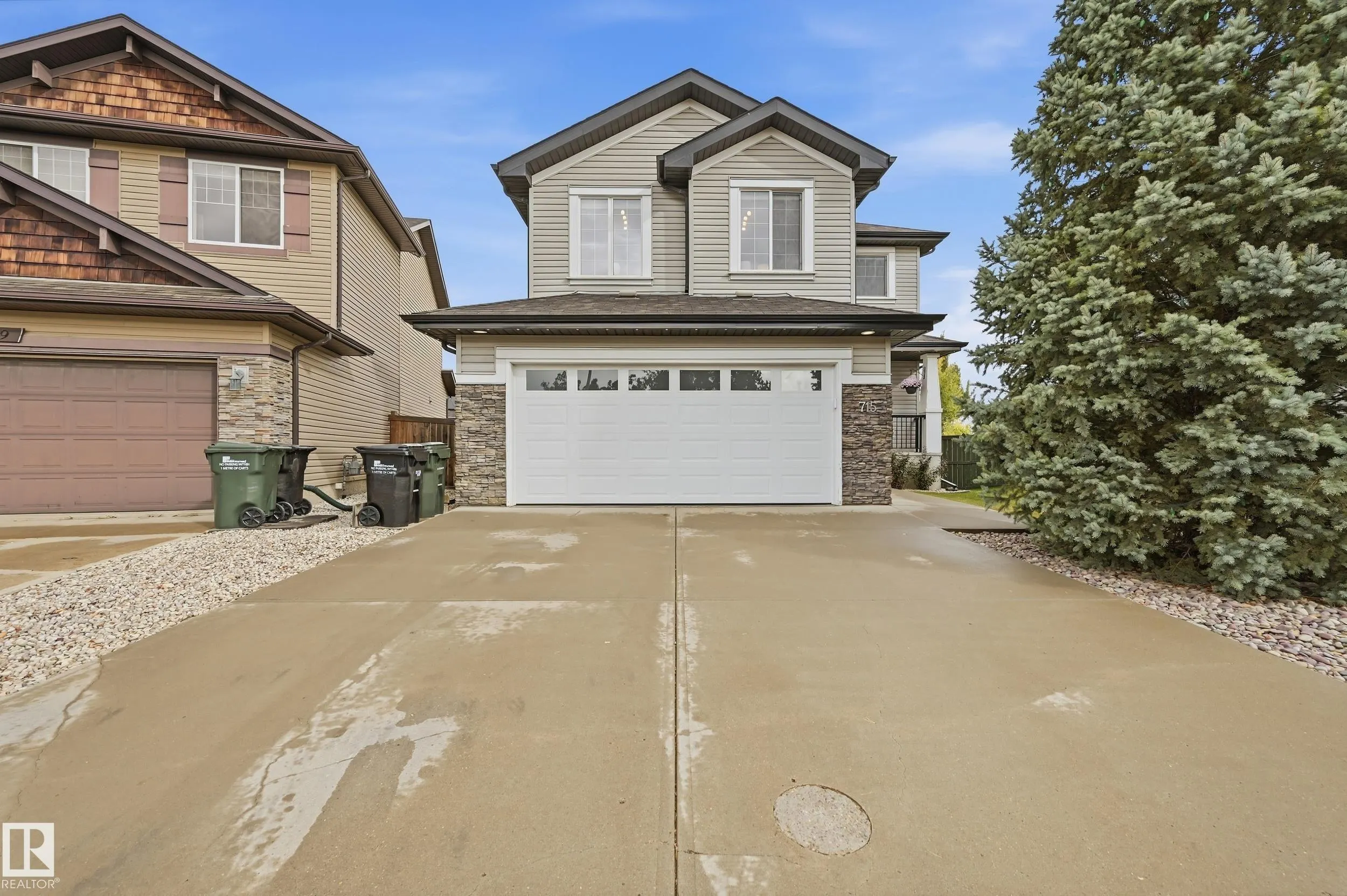 715 CACHE Place