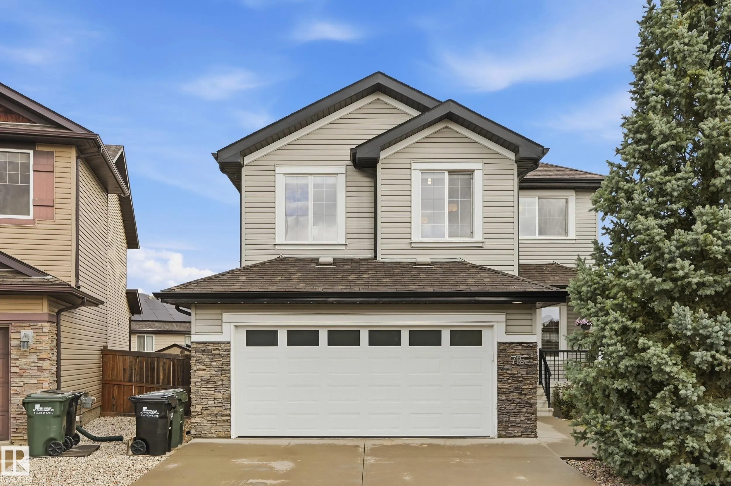 715 CACHE Place