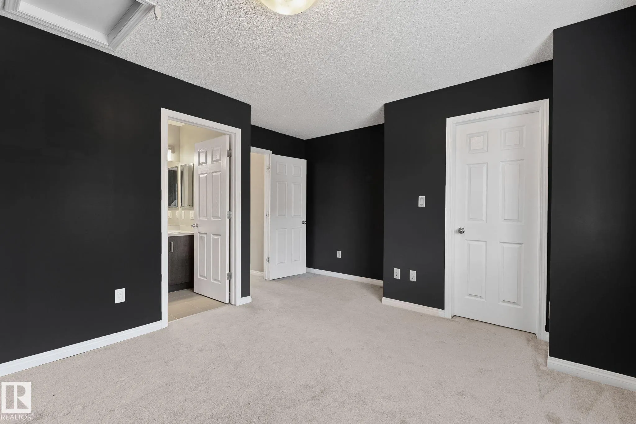 1030 CHAPPELLE Boulevard