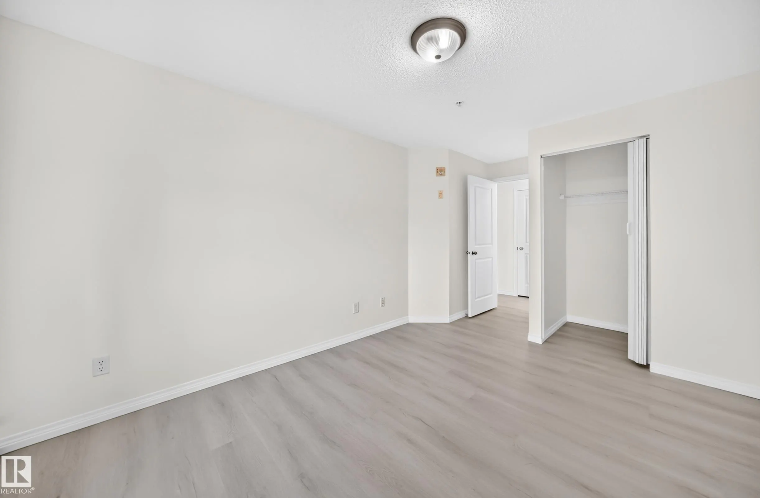 245 EDWARDS Drive