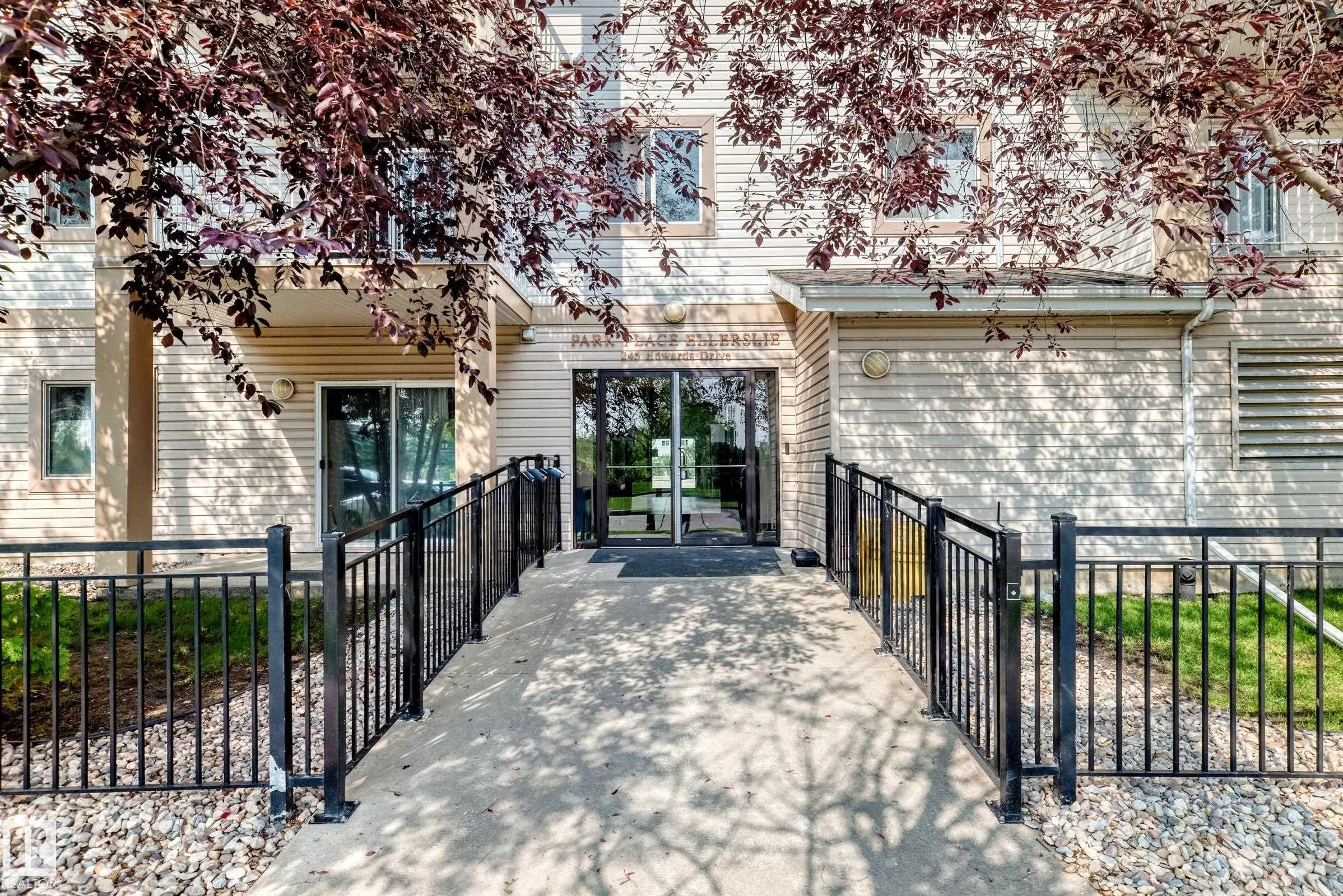 245 EDWARDS Drive