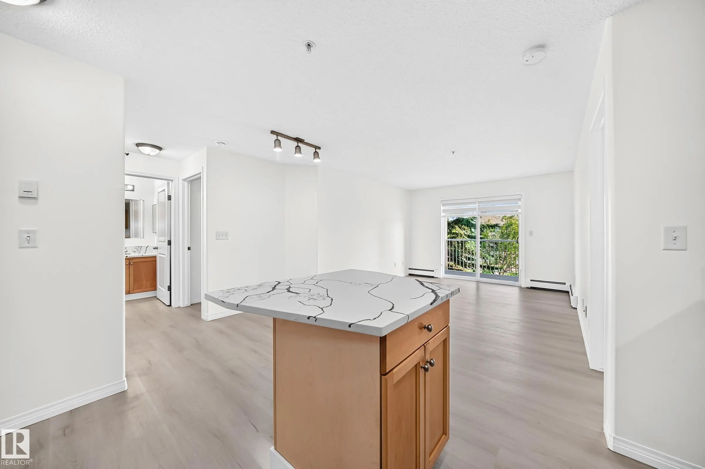 245 EDWARDS Drive