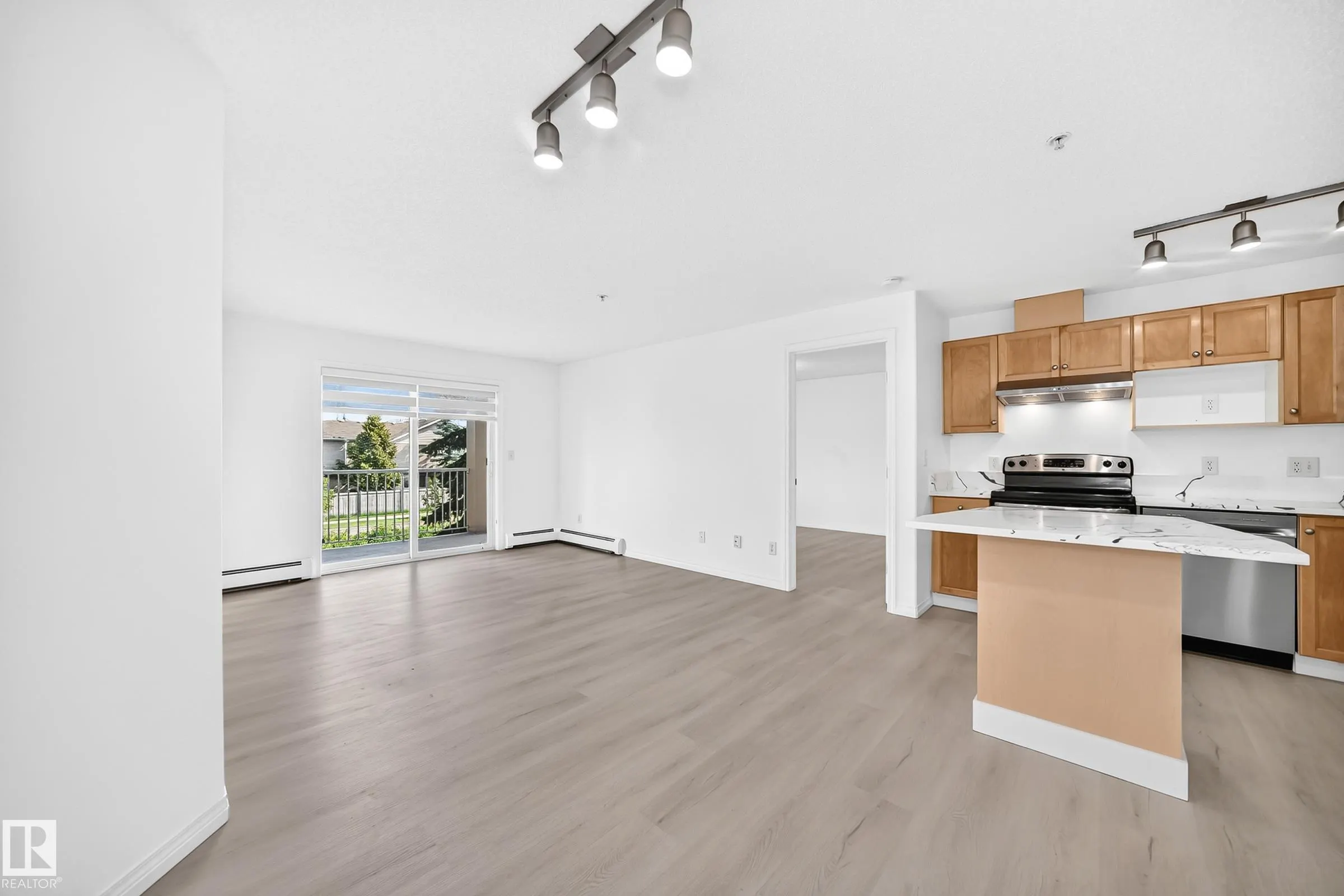 245 EDWARDS Drive