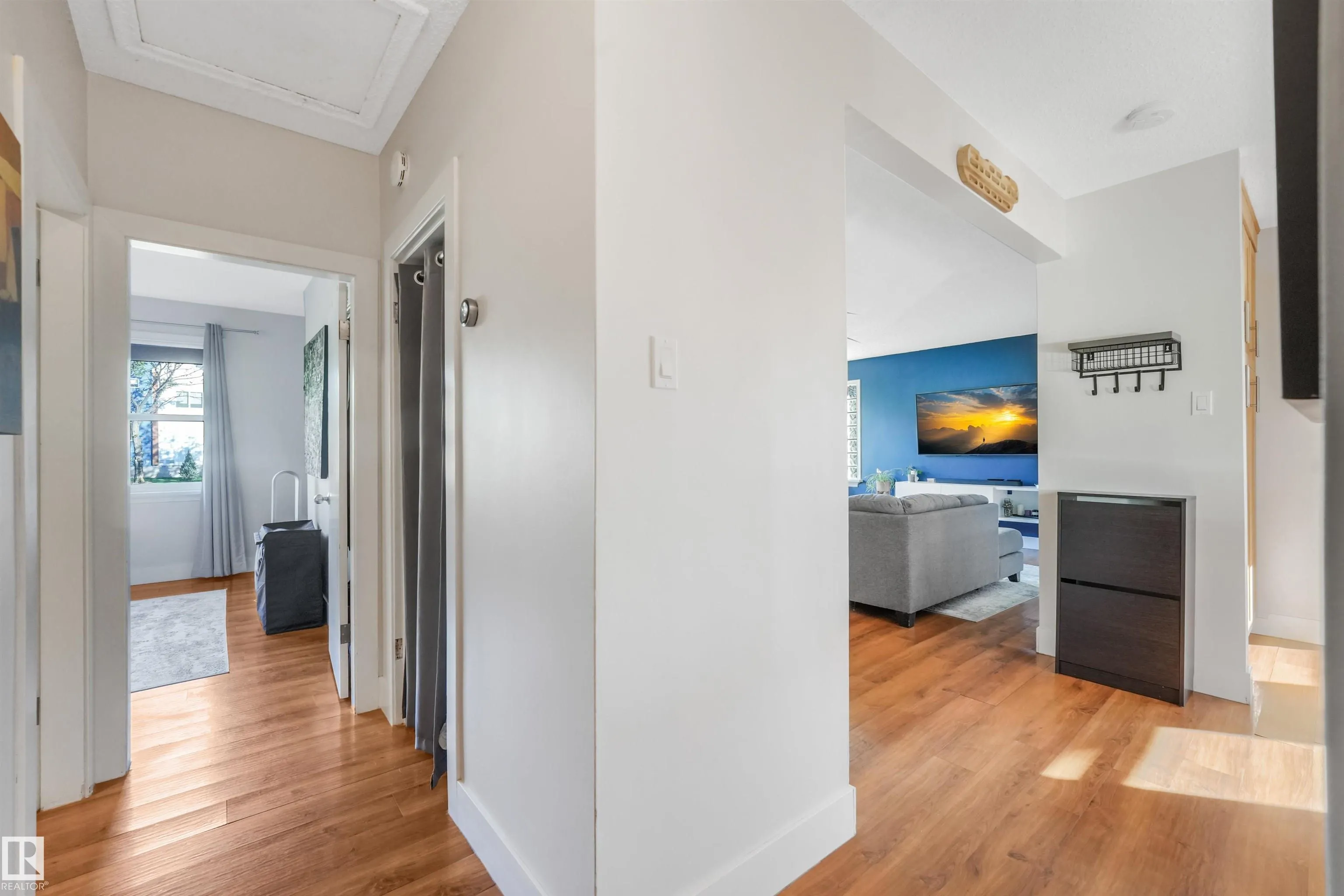 10906 118 Street