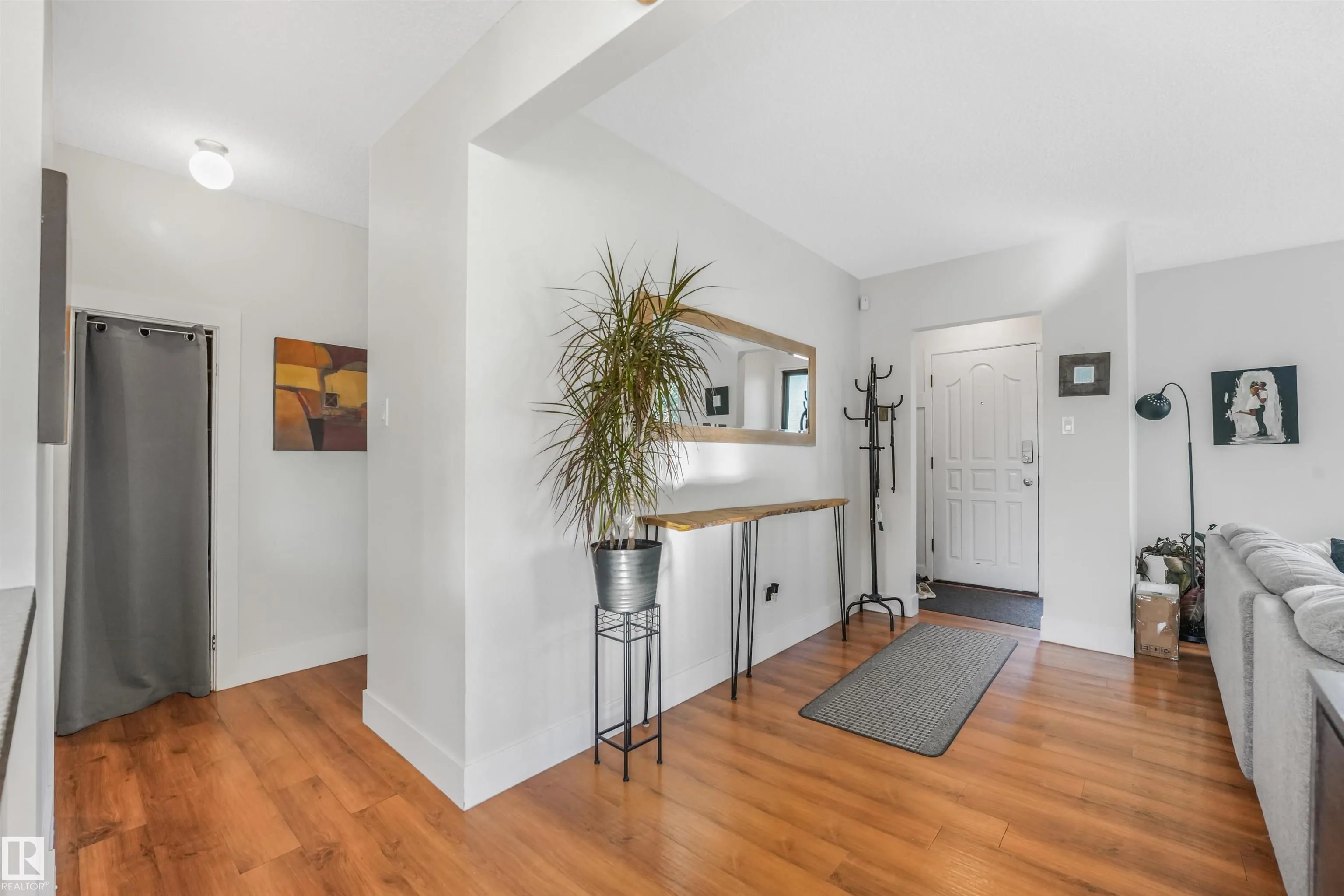 10906 118 Street