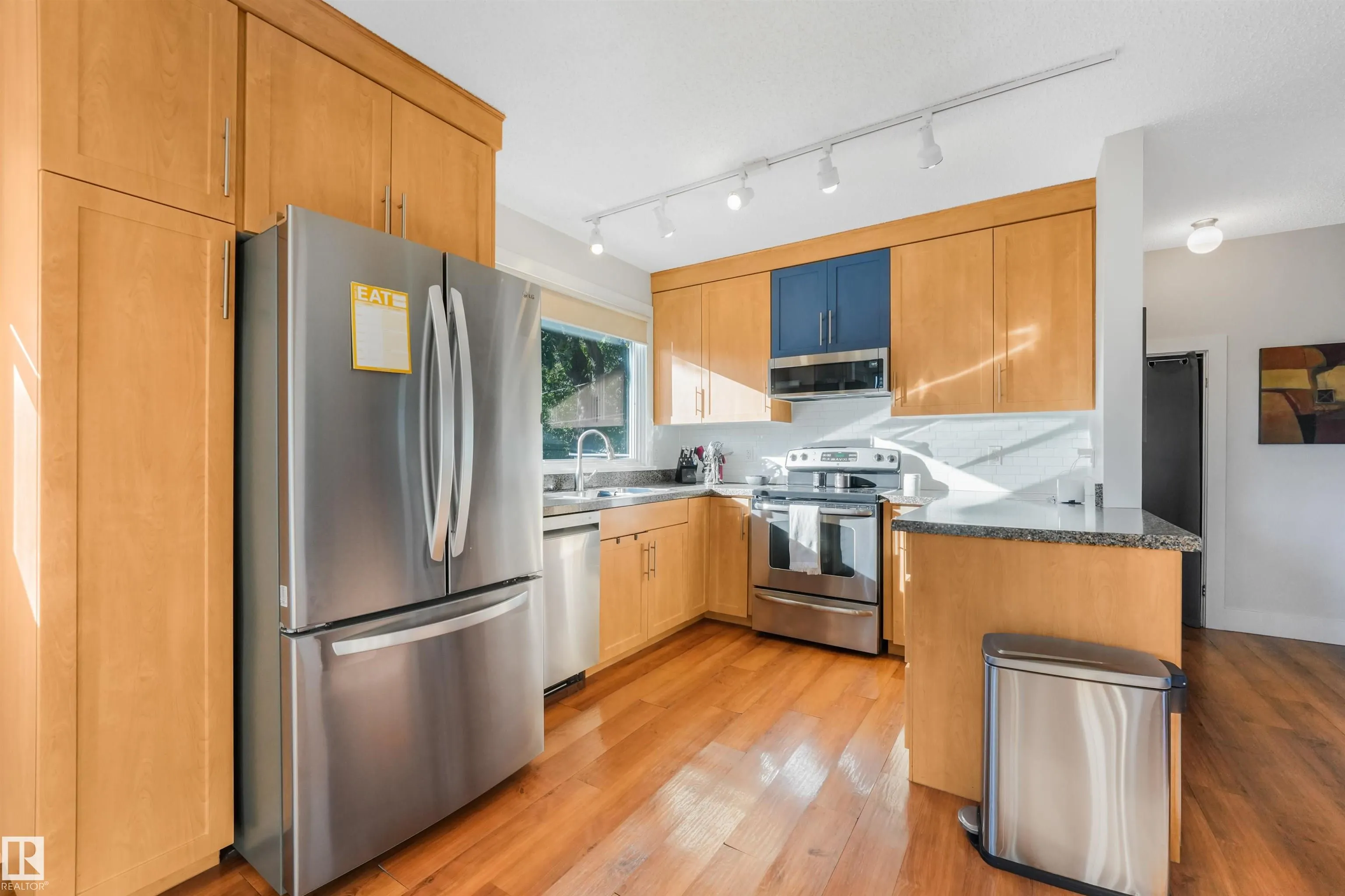 10906 118 Street