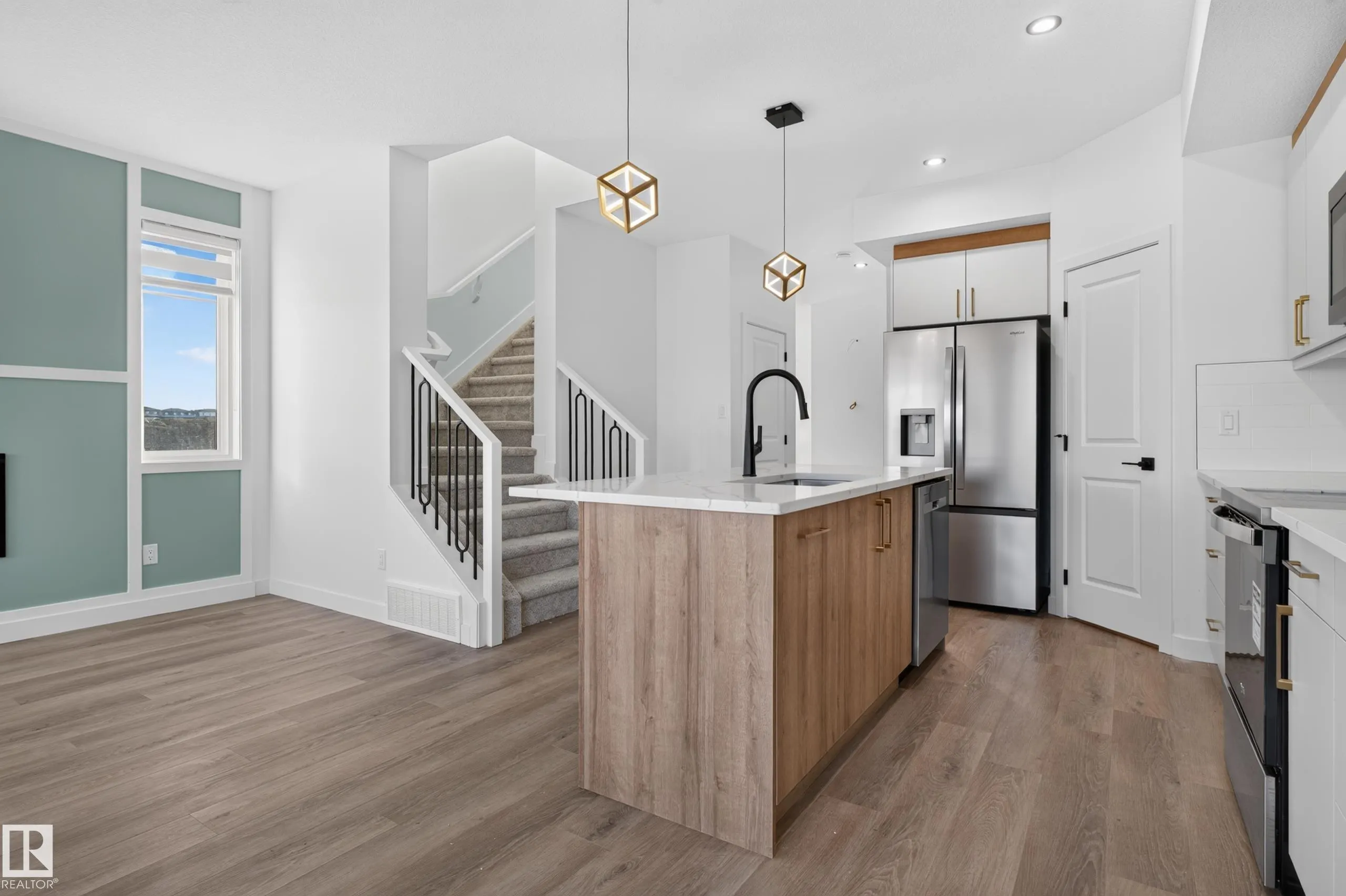 2 Parker Lane