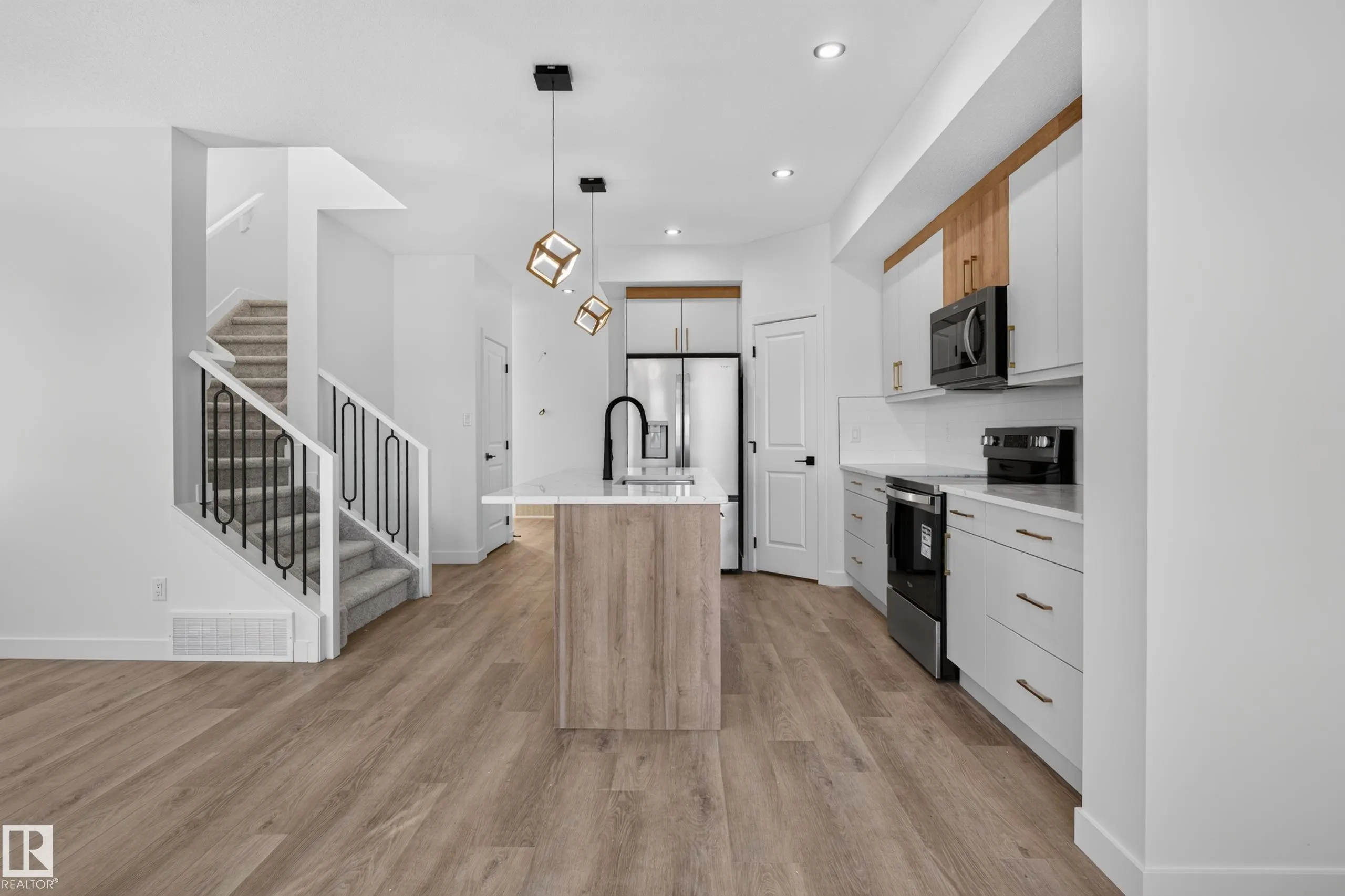 2 Parker Lane