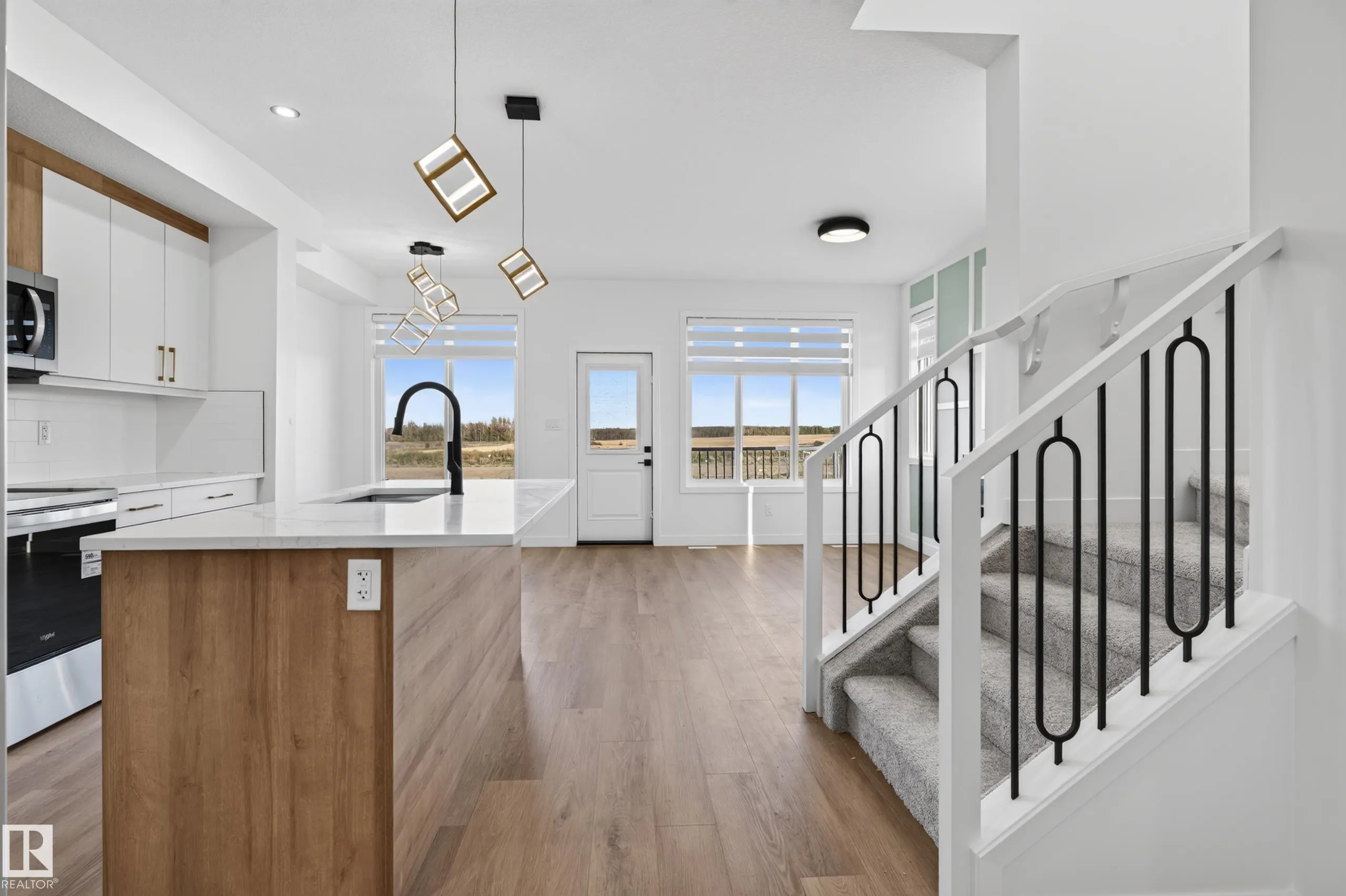 2 Parker Lane