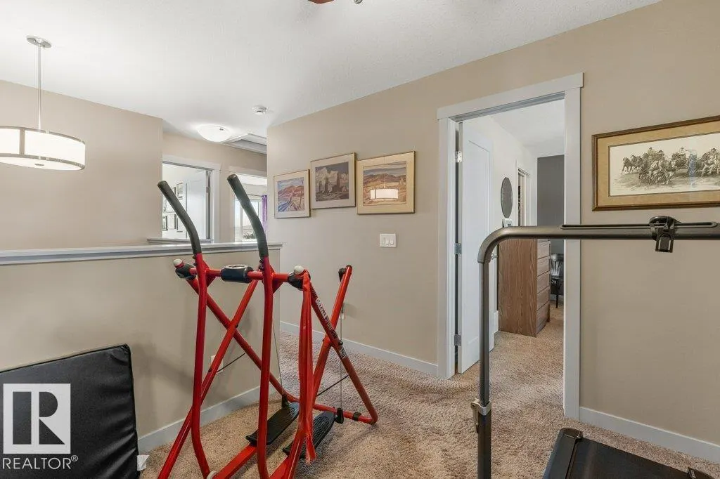 2743 SPARROW Place