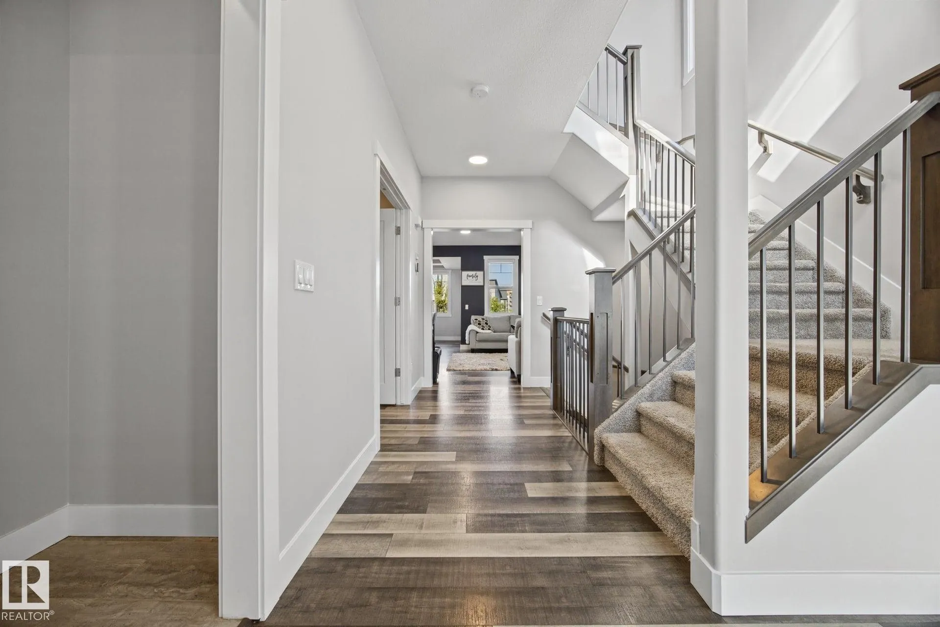 78 AINSLEY Way