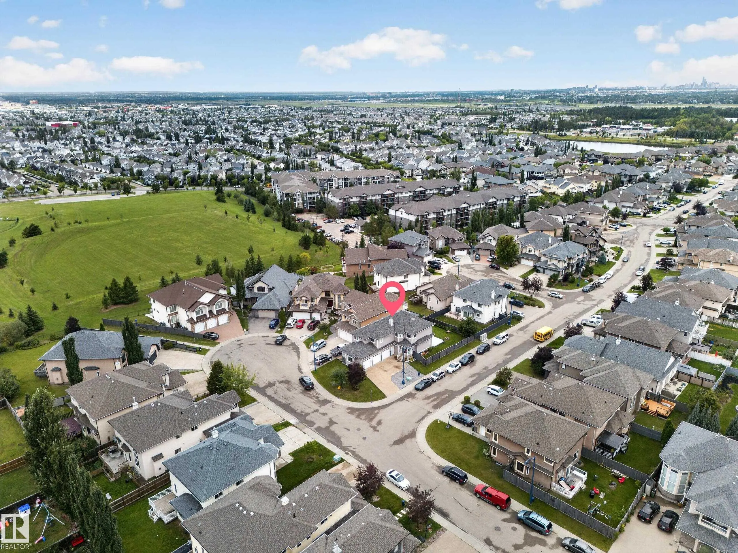 6904 18 Avenue
