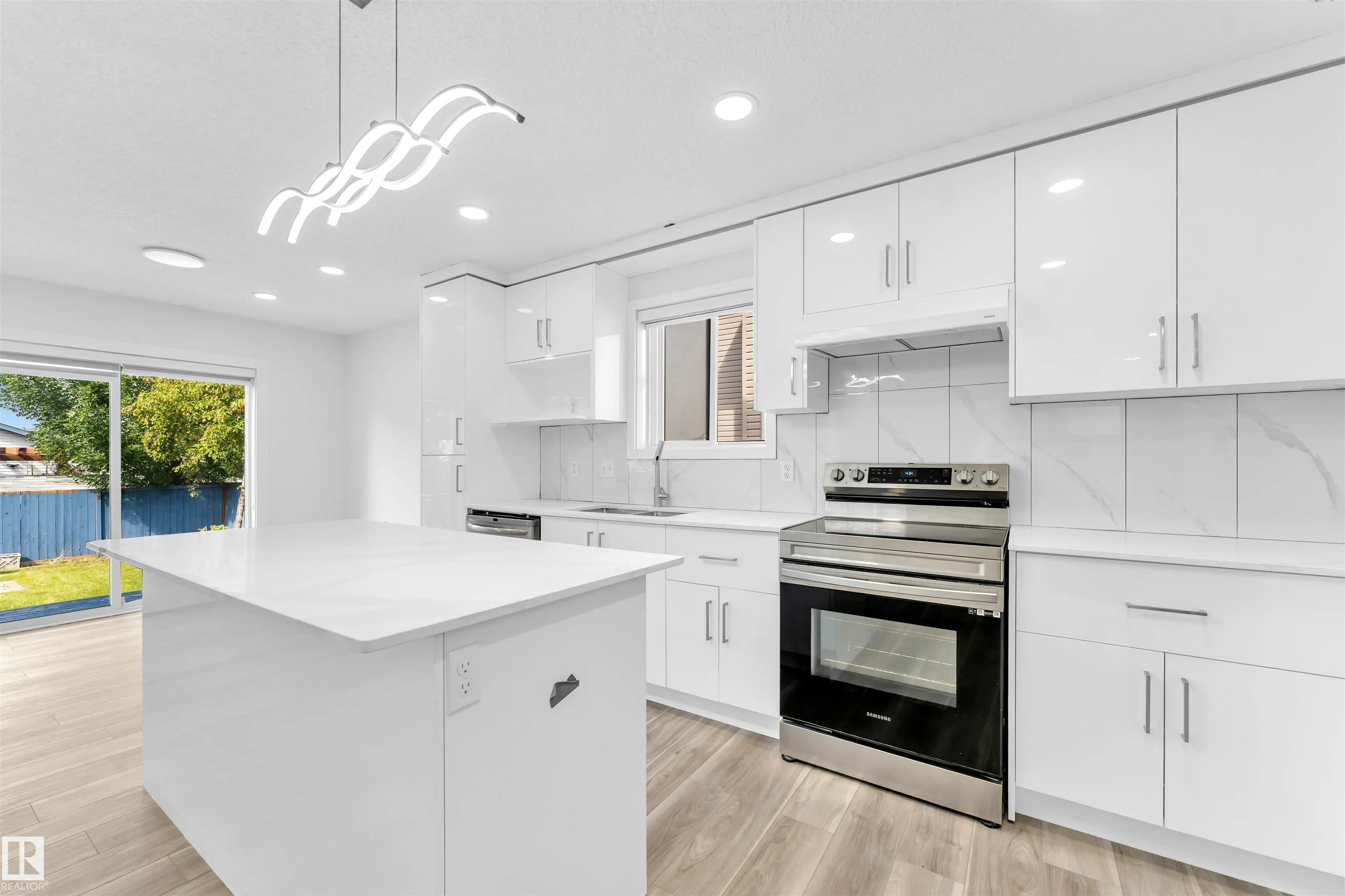 336 WILD ROSE Way