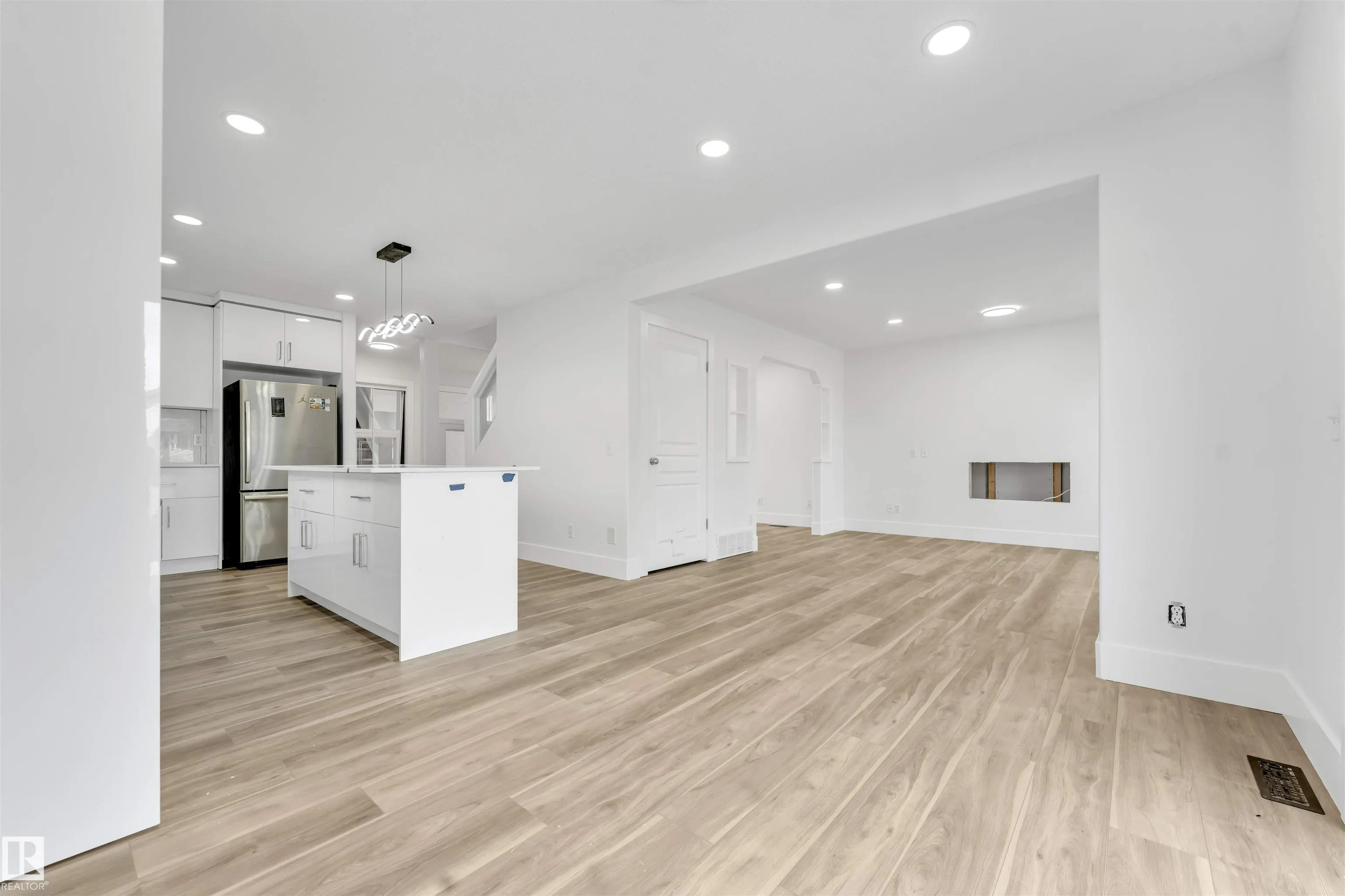 336 WILD ROSE Way