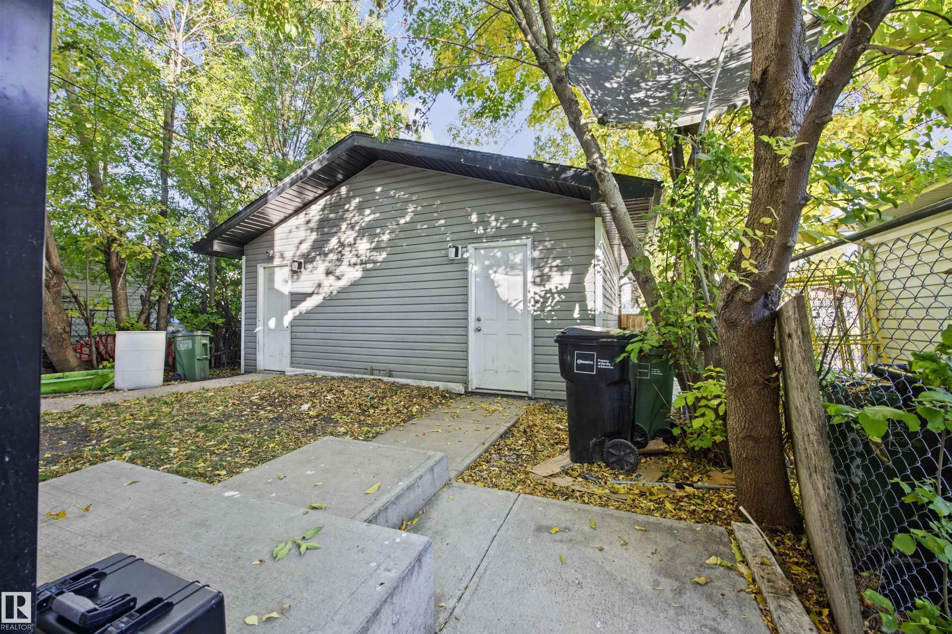 9626 106 Avenue