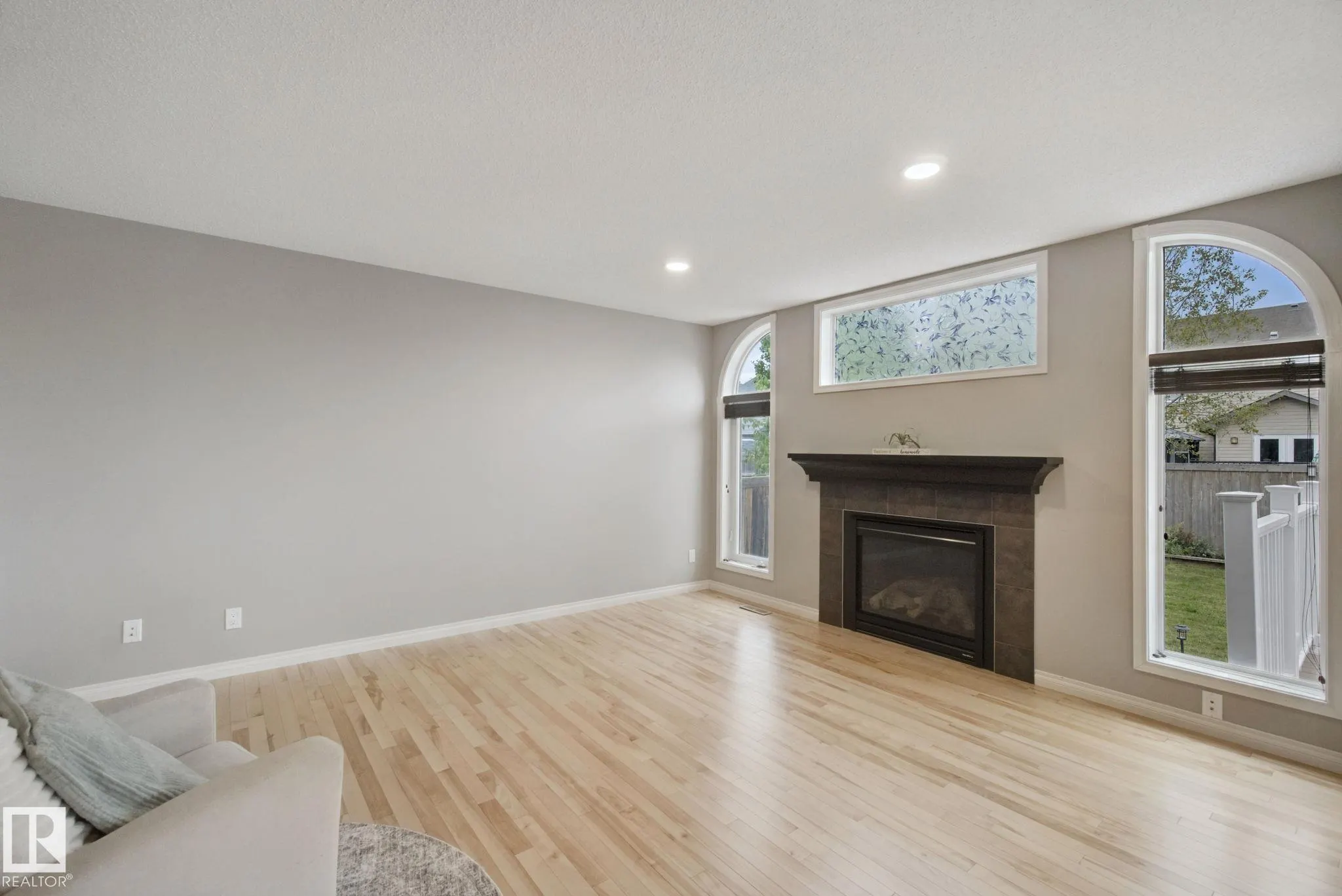 628 FOXTAIL Lane