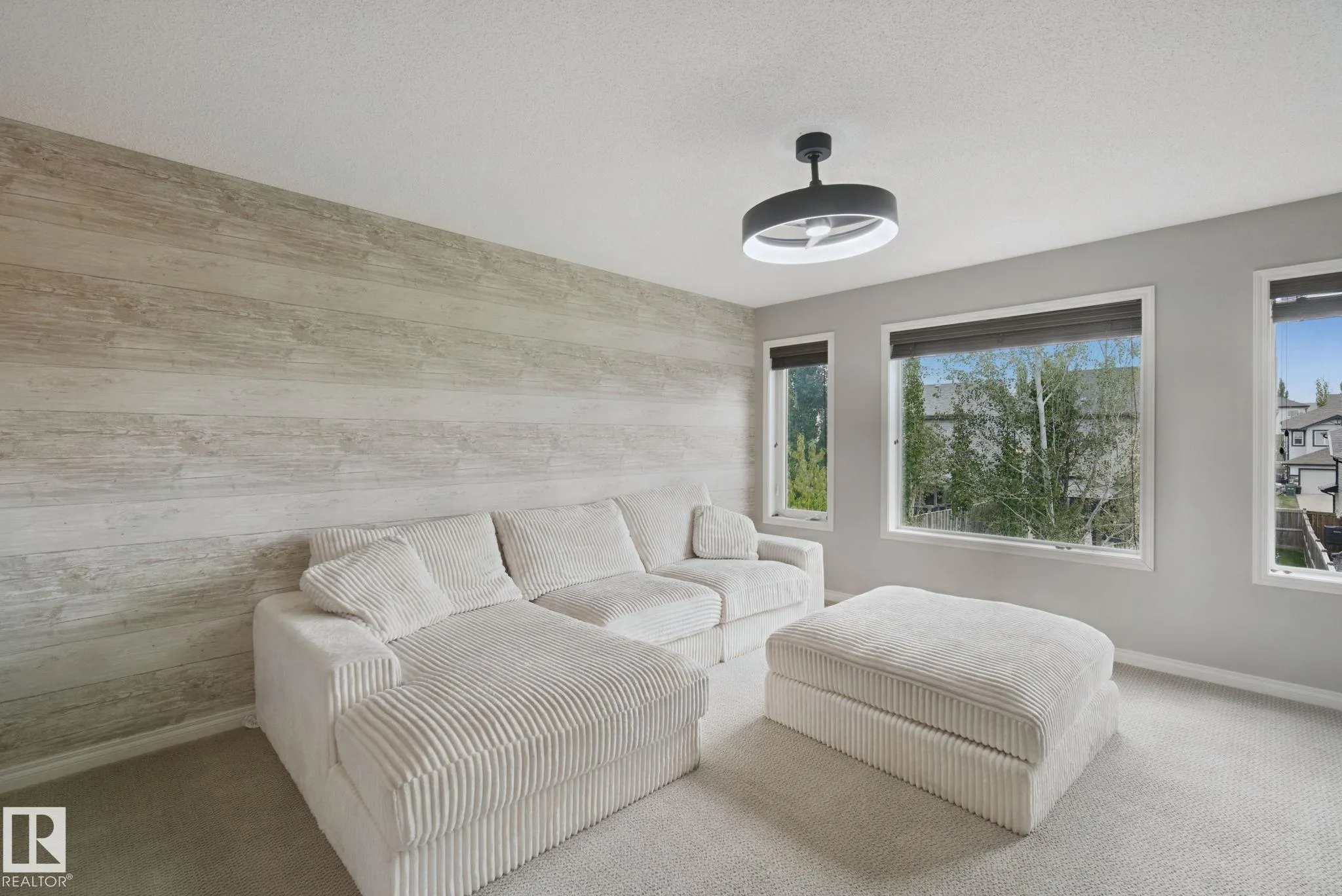 628 FOXTAIL Lane