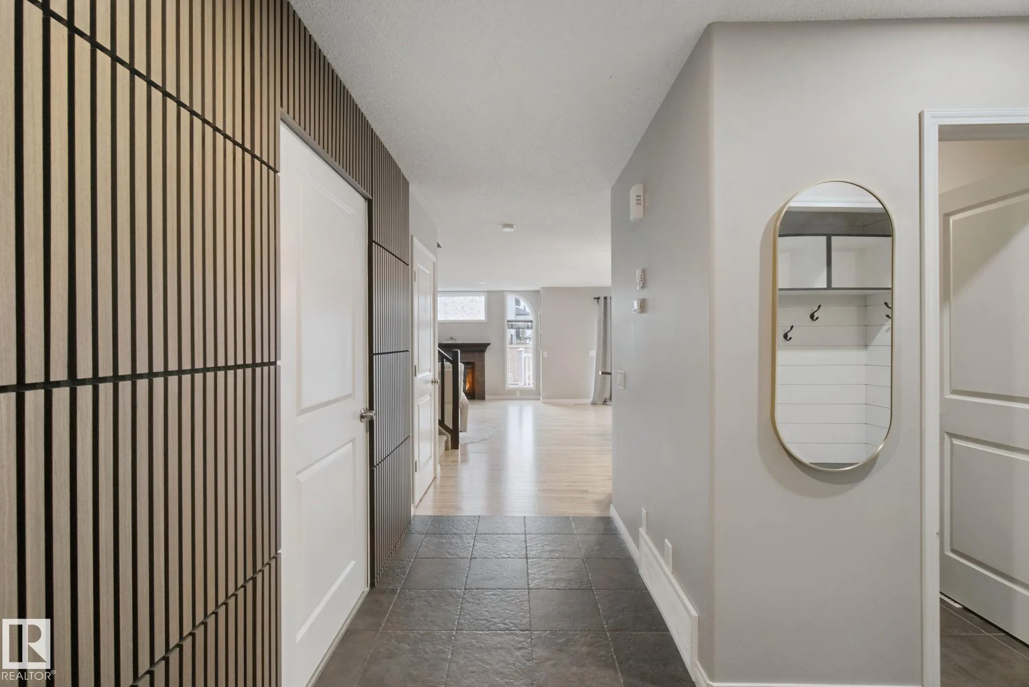 628 FOXTAIL Lane