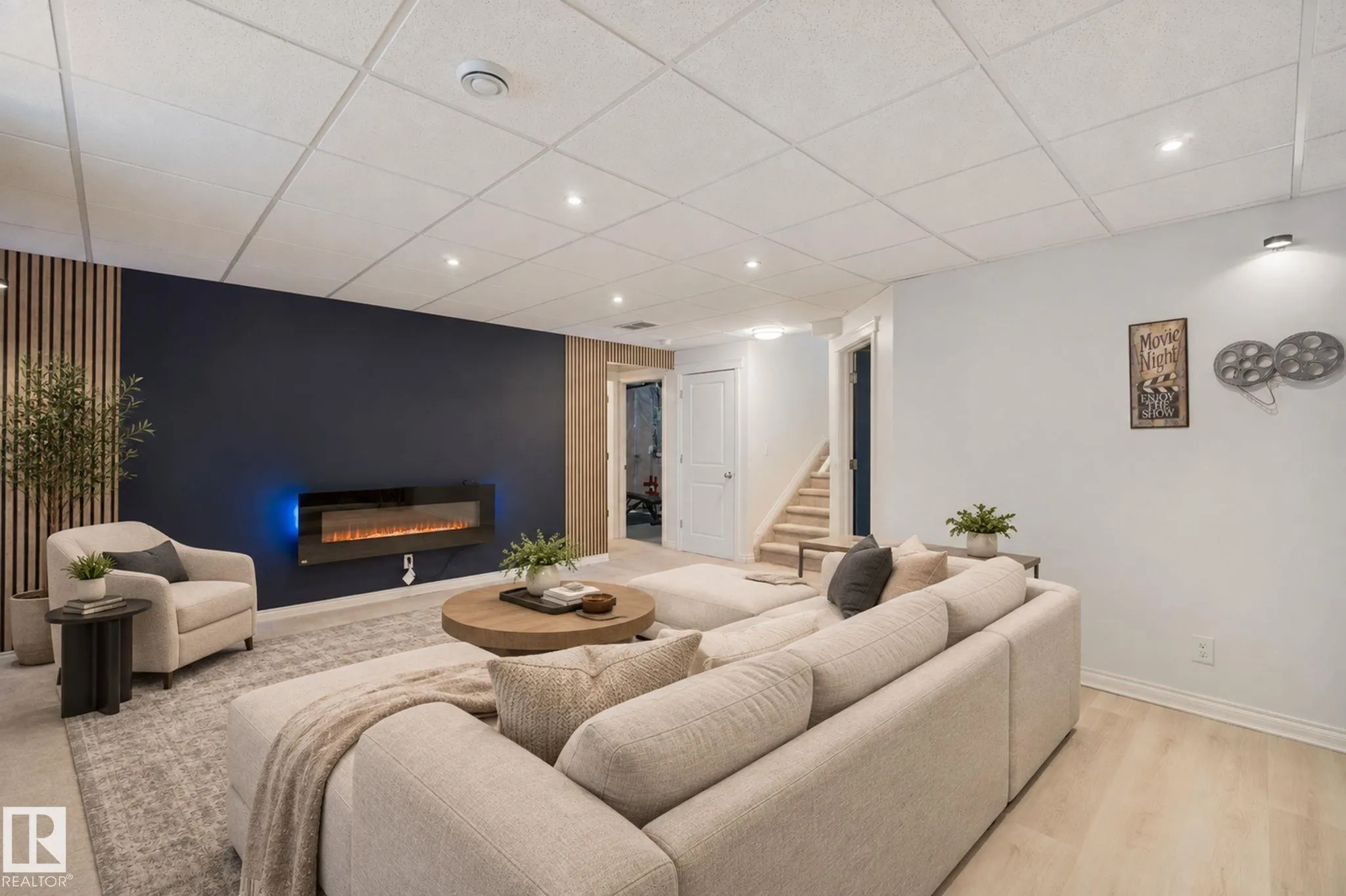 628 FOXTAIL Lane