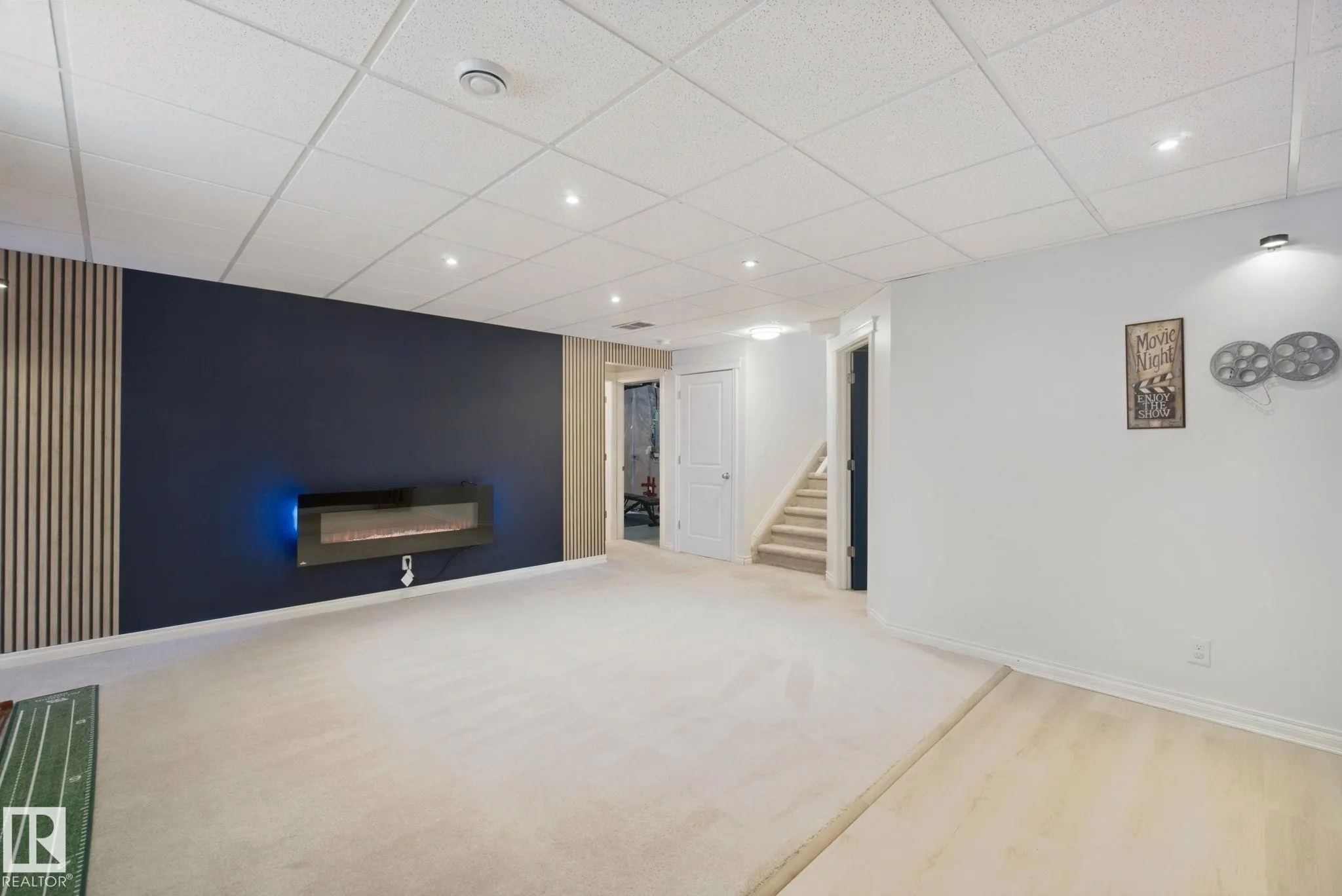 628 FOXTAIL Lane