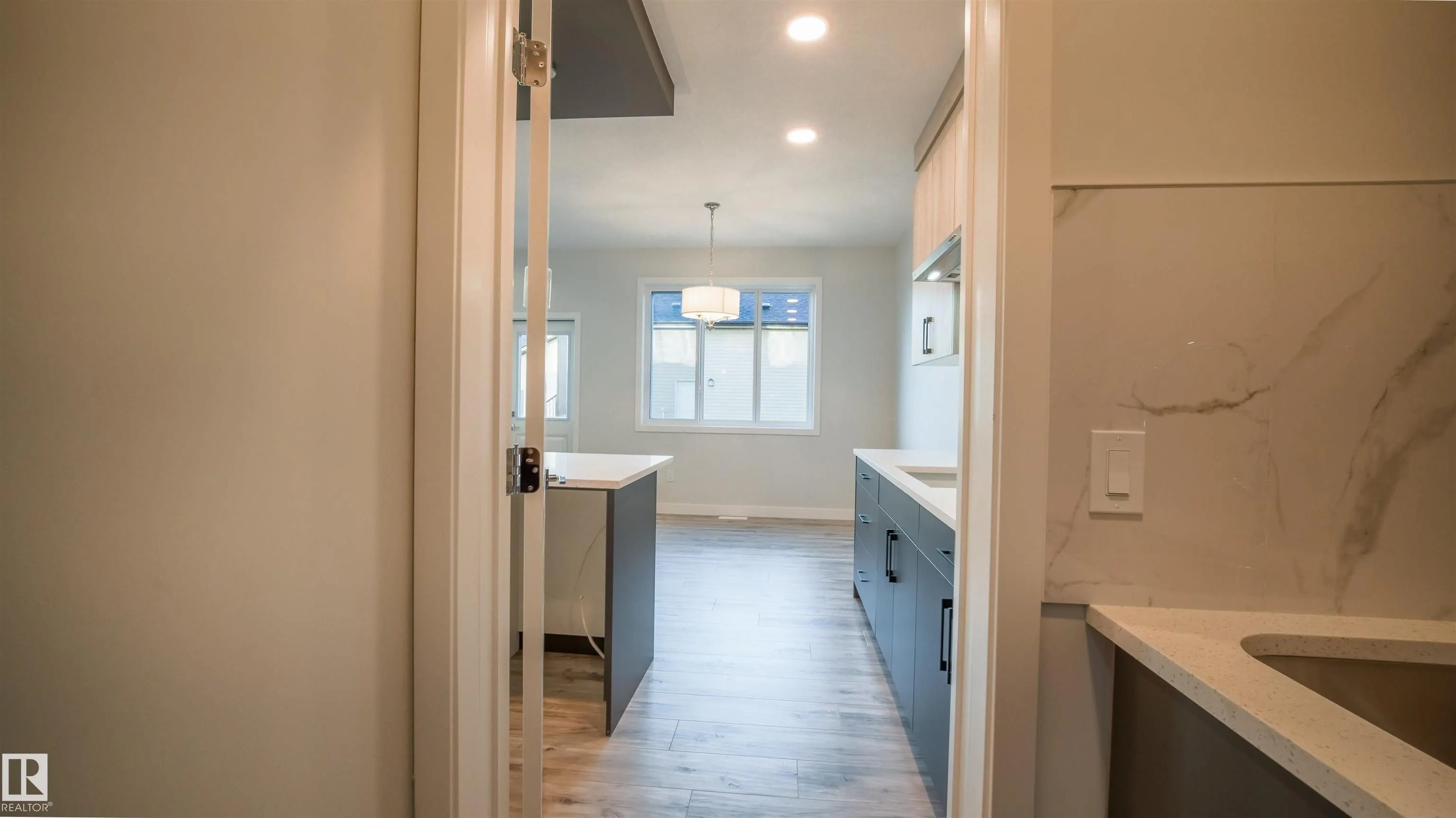 44 Dalquist Bay
