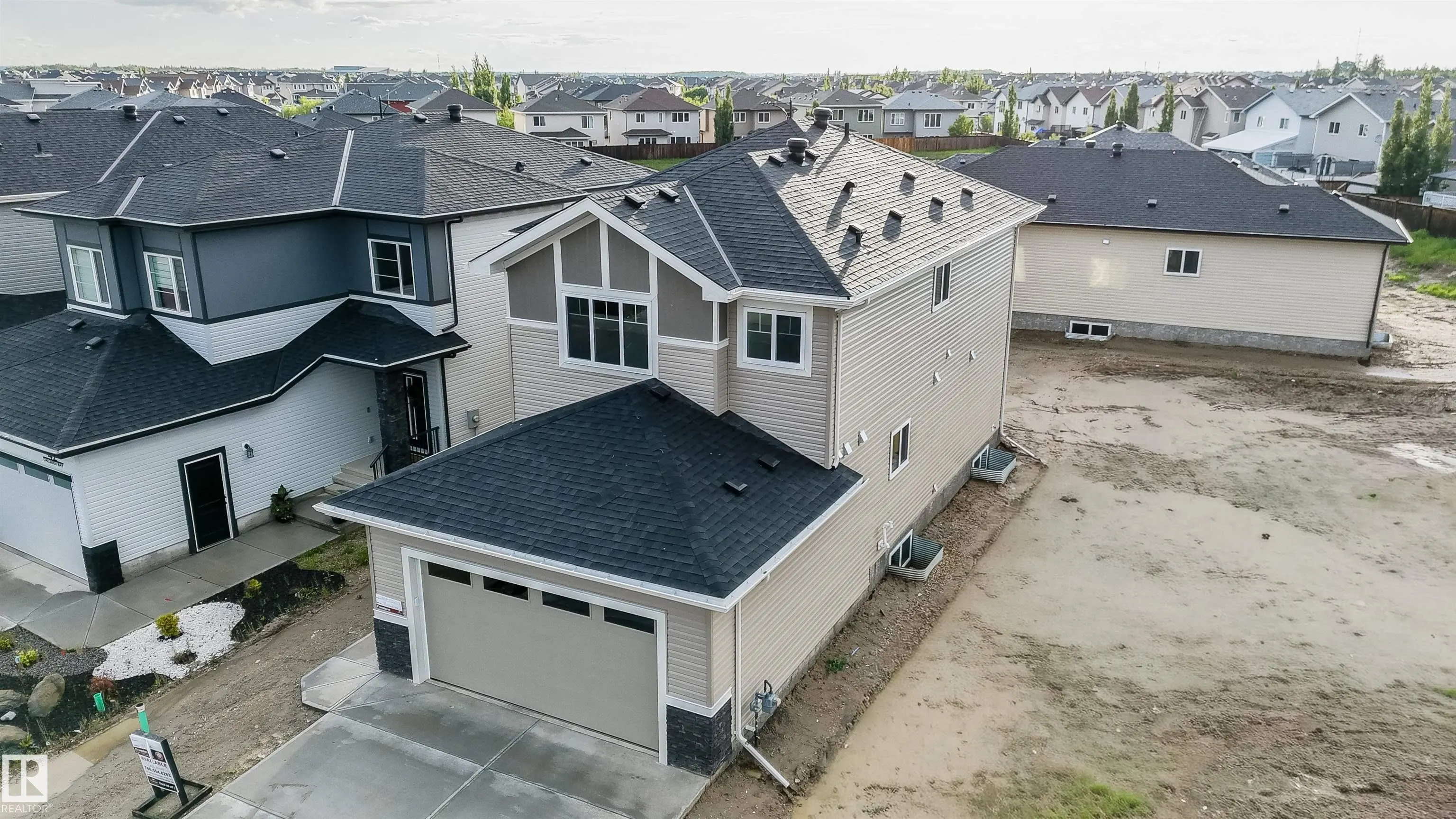44 Dalquist Bay