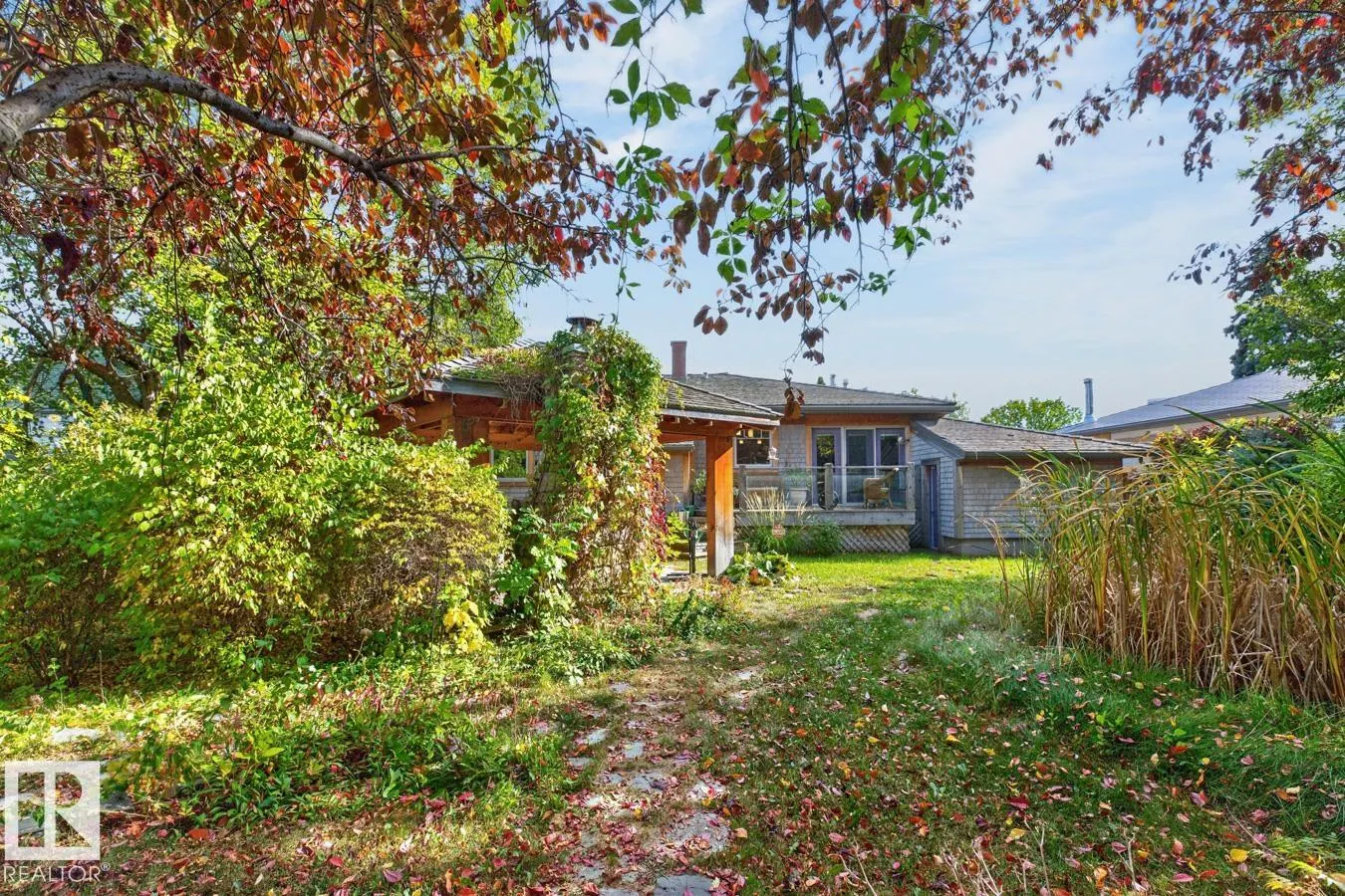 11010 110 Avenue