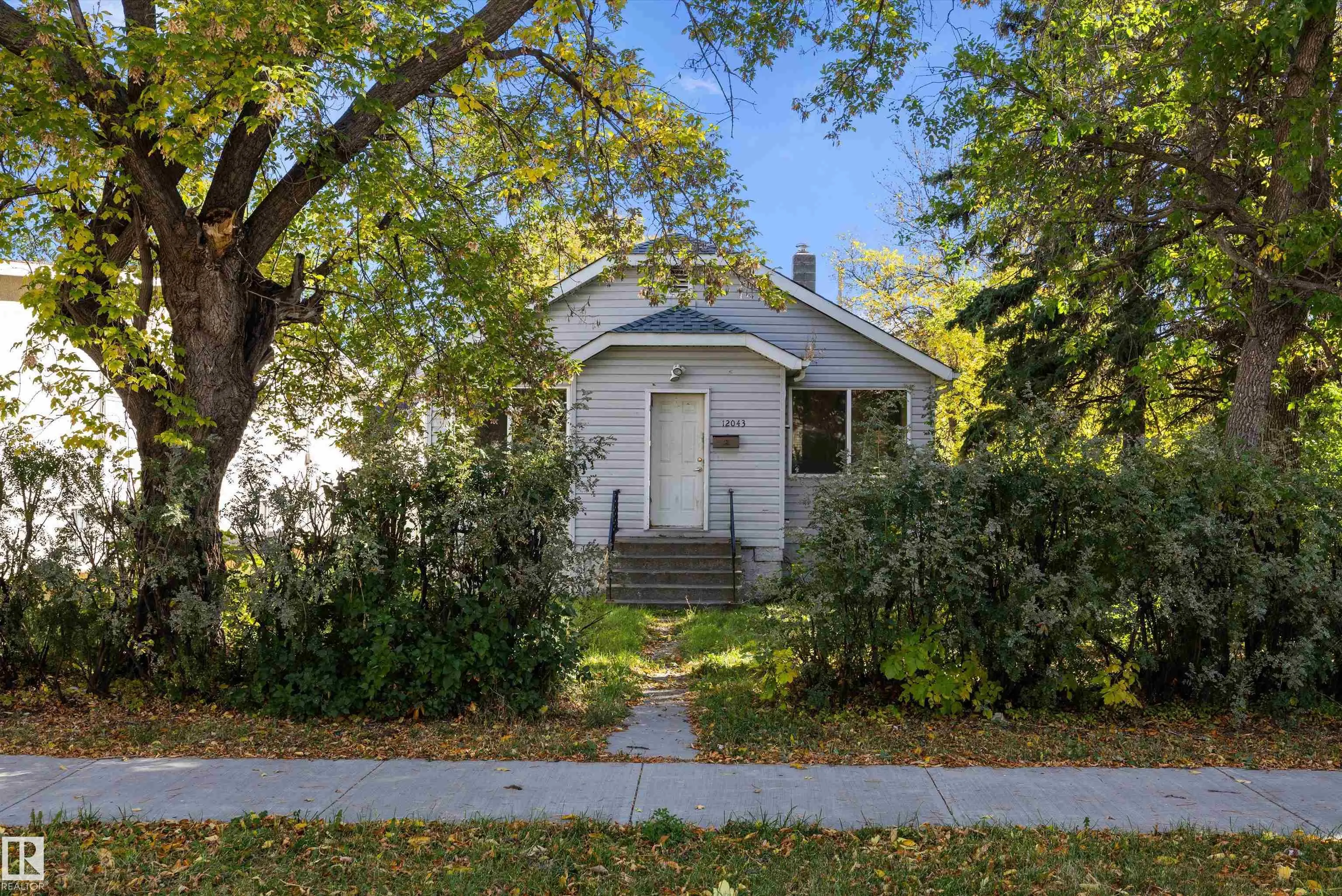 12043 87 Street
