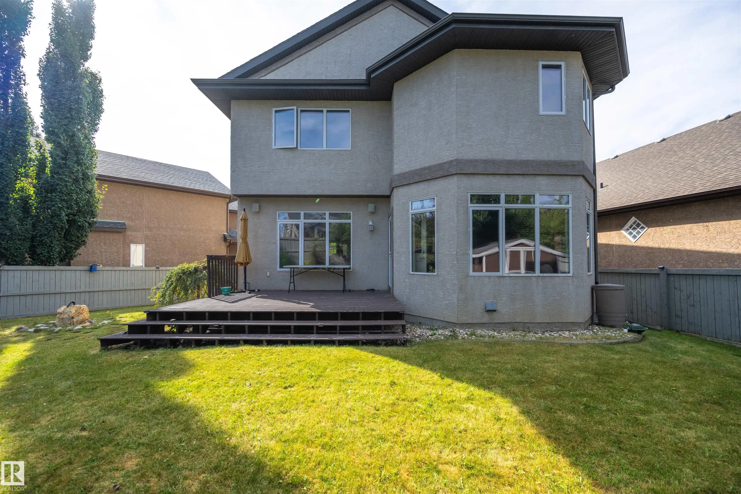 2422 WARRY Place