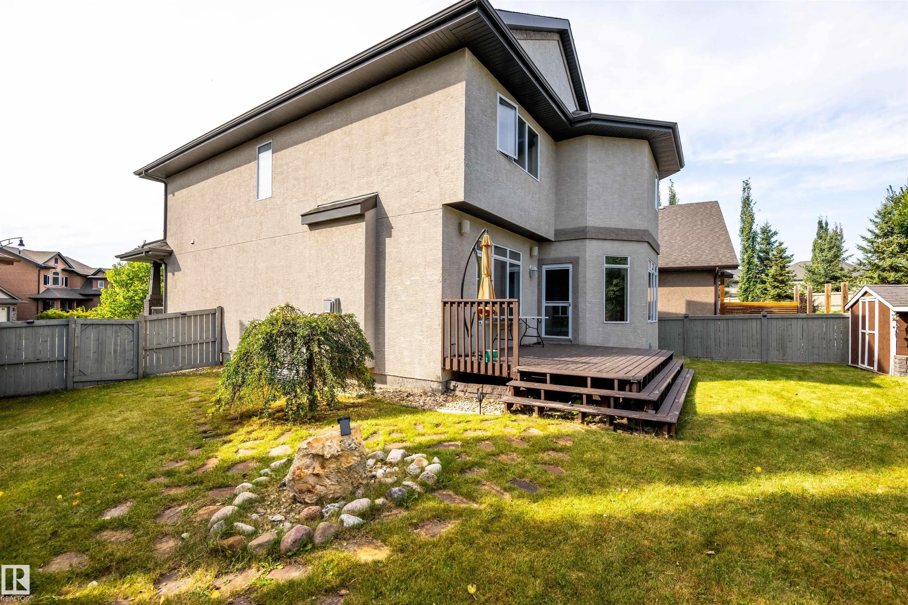 2422 WARRY Place