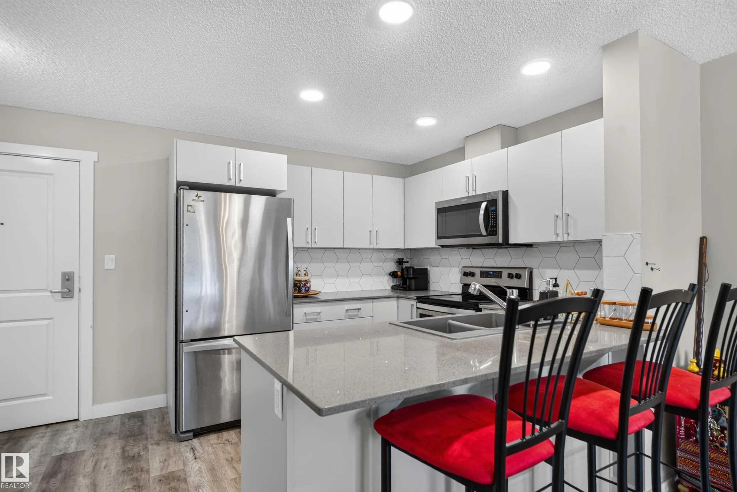 1506 TAMARACK Boulevard