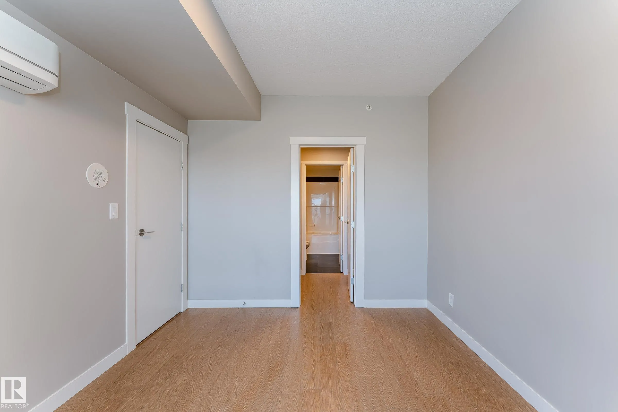 10410 102 Avenue