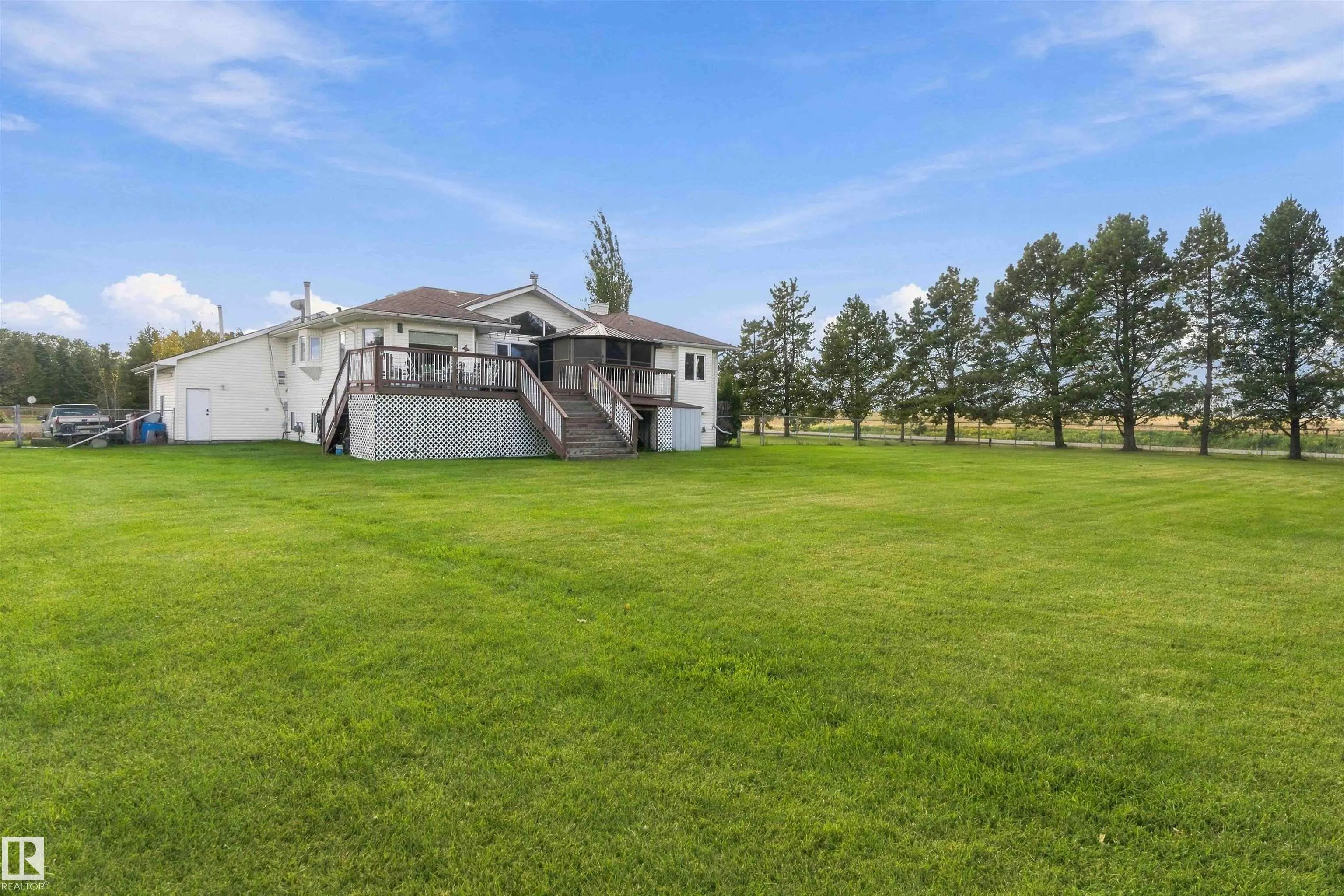 16, 56019 Rge Rd 230