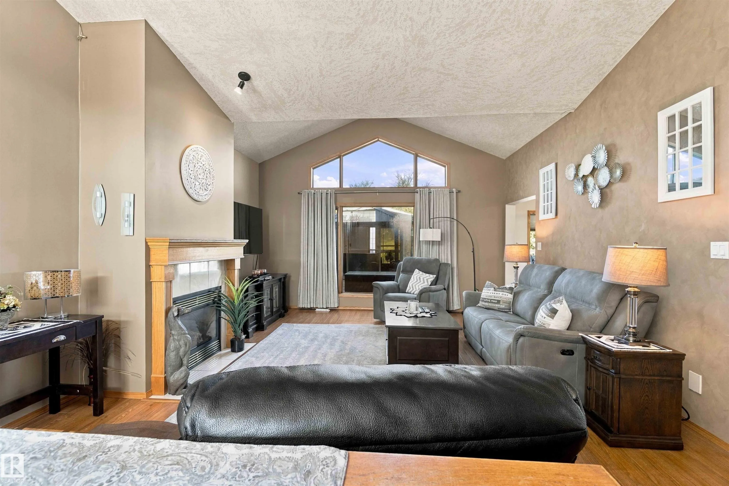 16, 56019 Rge Rd 230