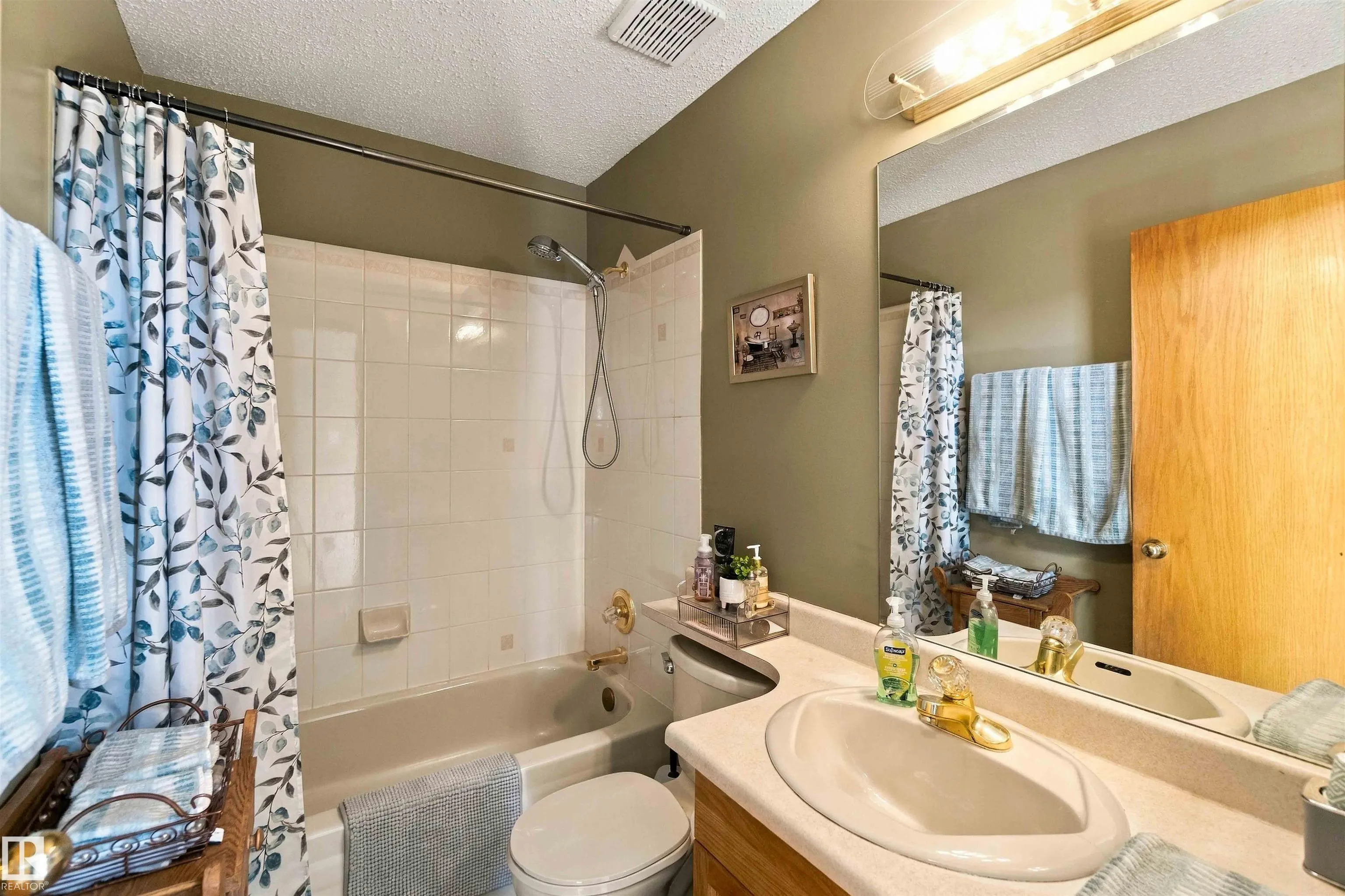 16, 56019 Rge Rd 230