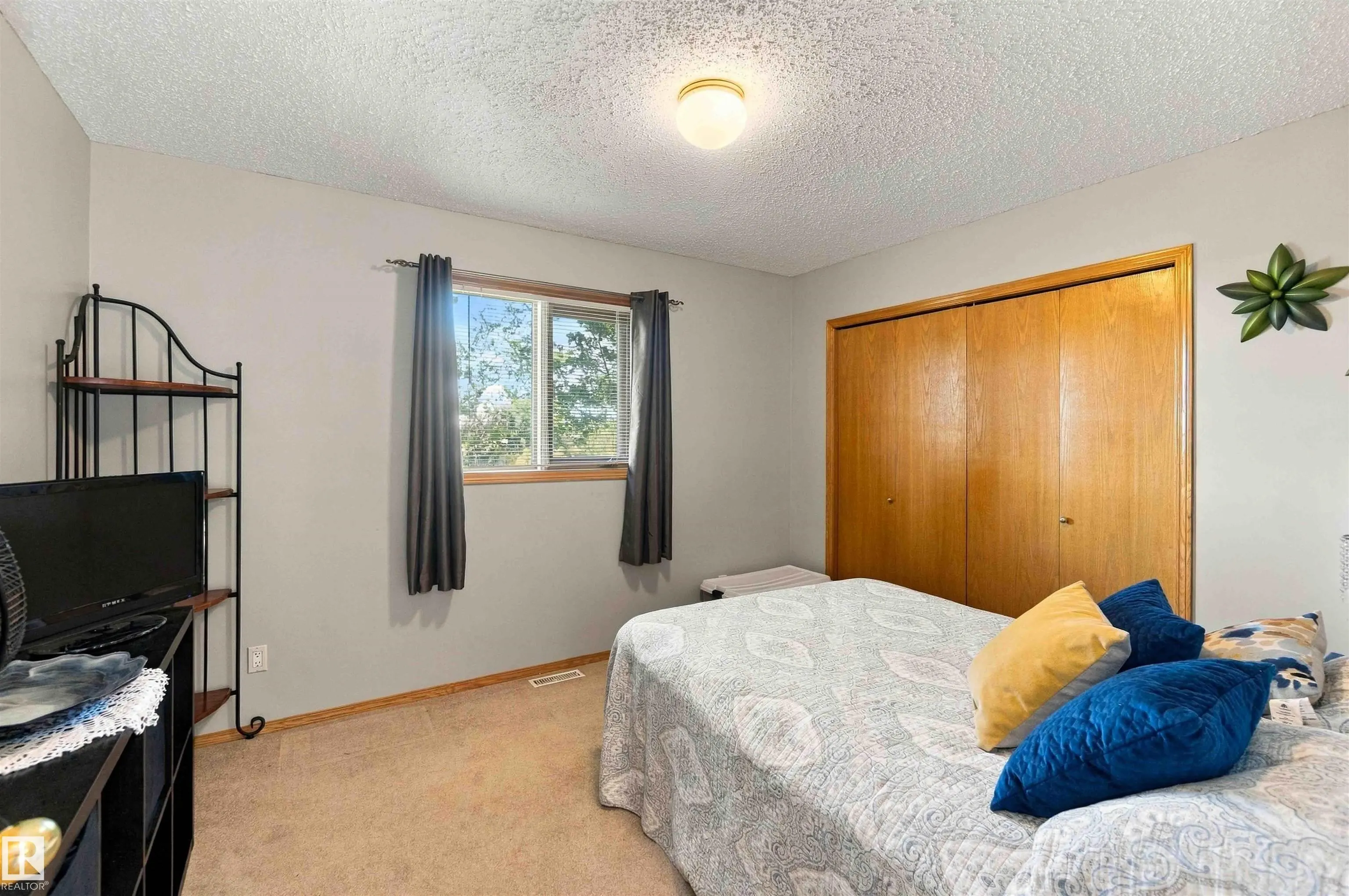 16, 56019 Rge Rd 230