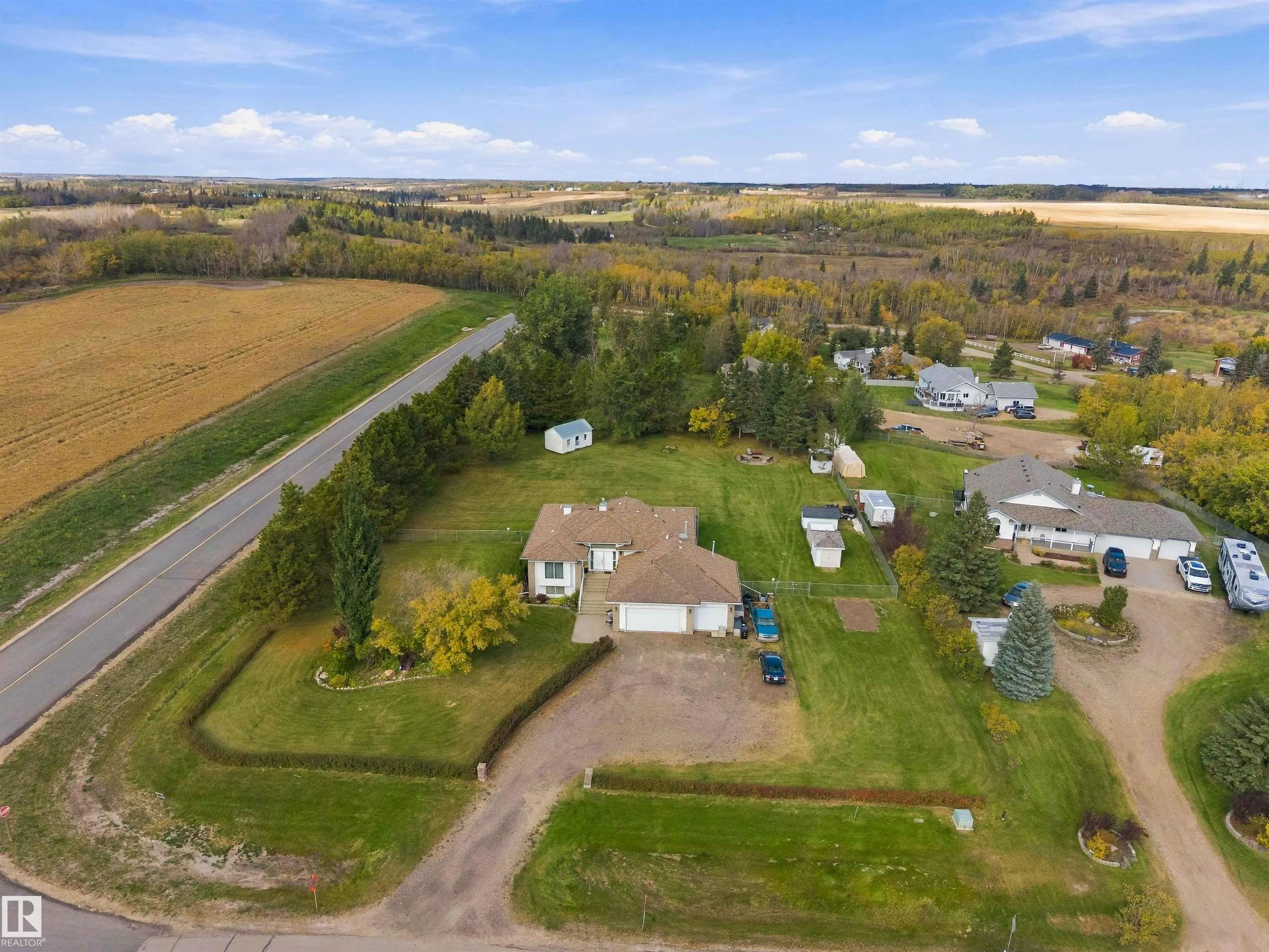16, 56019 Rge Rd 230
